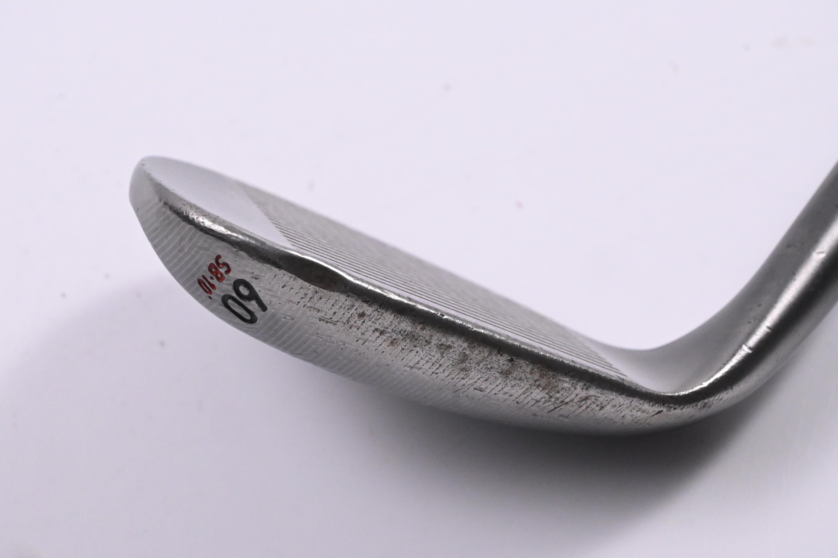 Taylormade Milled Grind 2 Black Lob Wedge / 60 Degree / Stiff Flex Dynamic Gold