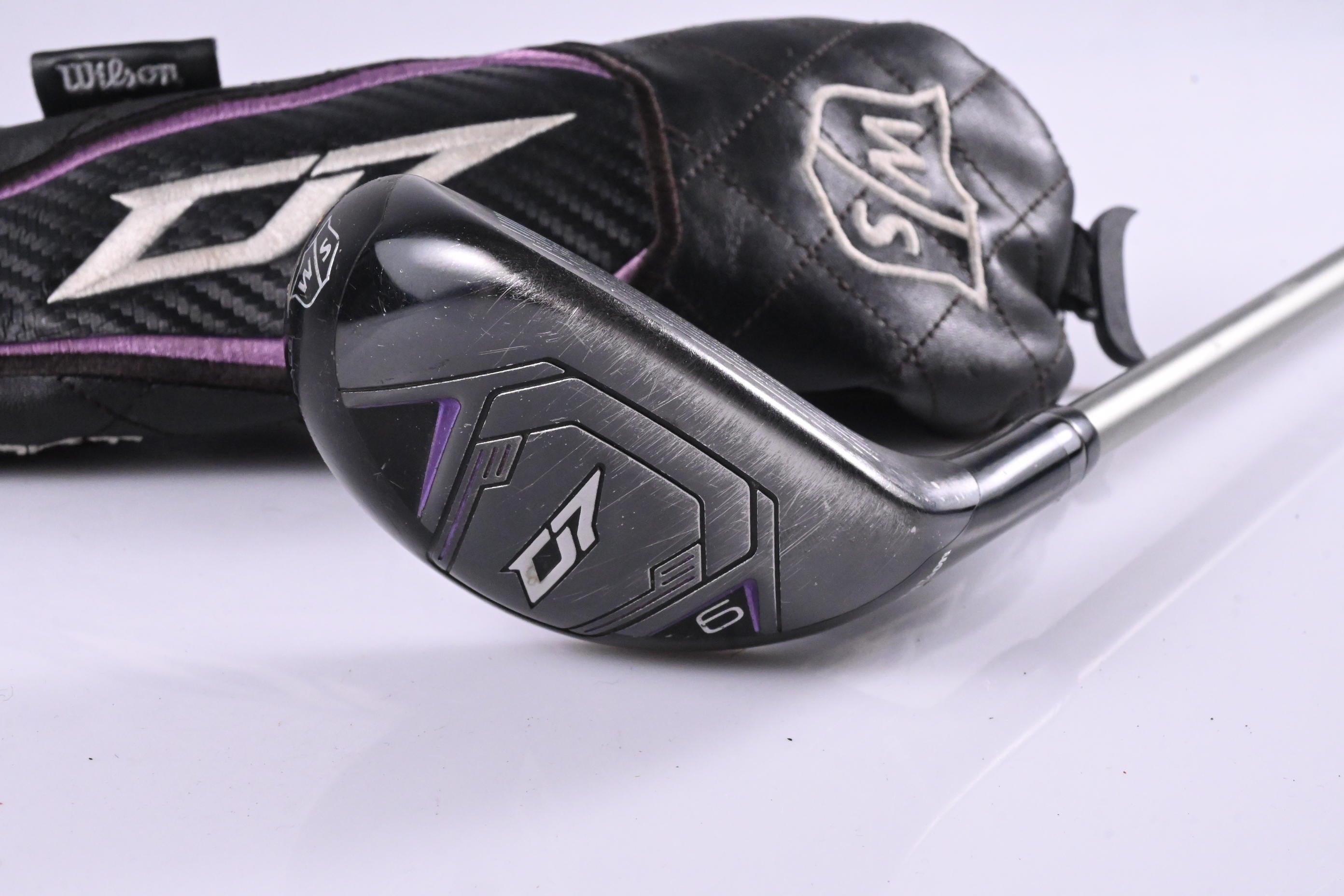 Ladies Wilson Staff D7 #6 Hybrid / 28 Degree / Ladies Flex Recoil 450 Shaft
