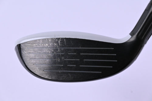 Taylormade SIM2 Max #3 Hybrid / 19 Degree / Regular Flex Fujikura Ventus Blue 6