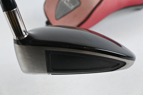 Titleist 907 D1 Driver / 9.5 Degree / Stiff Flex Aldila VS Proto 65 Shaft