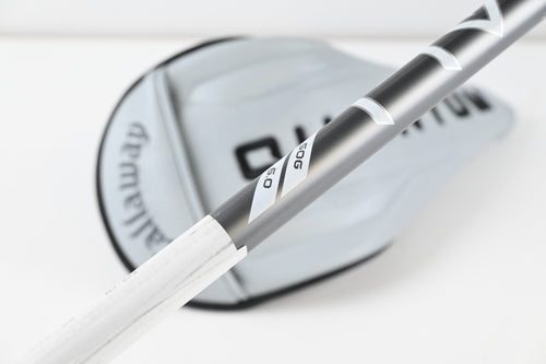 Callaway Quantum Max Driver / 10.5 Degree / Stiff Flex Denali Frost Silver 50