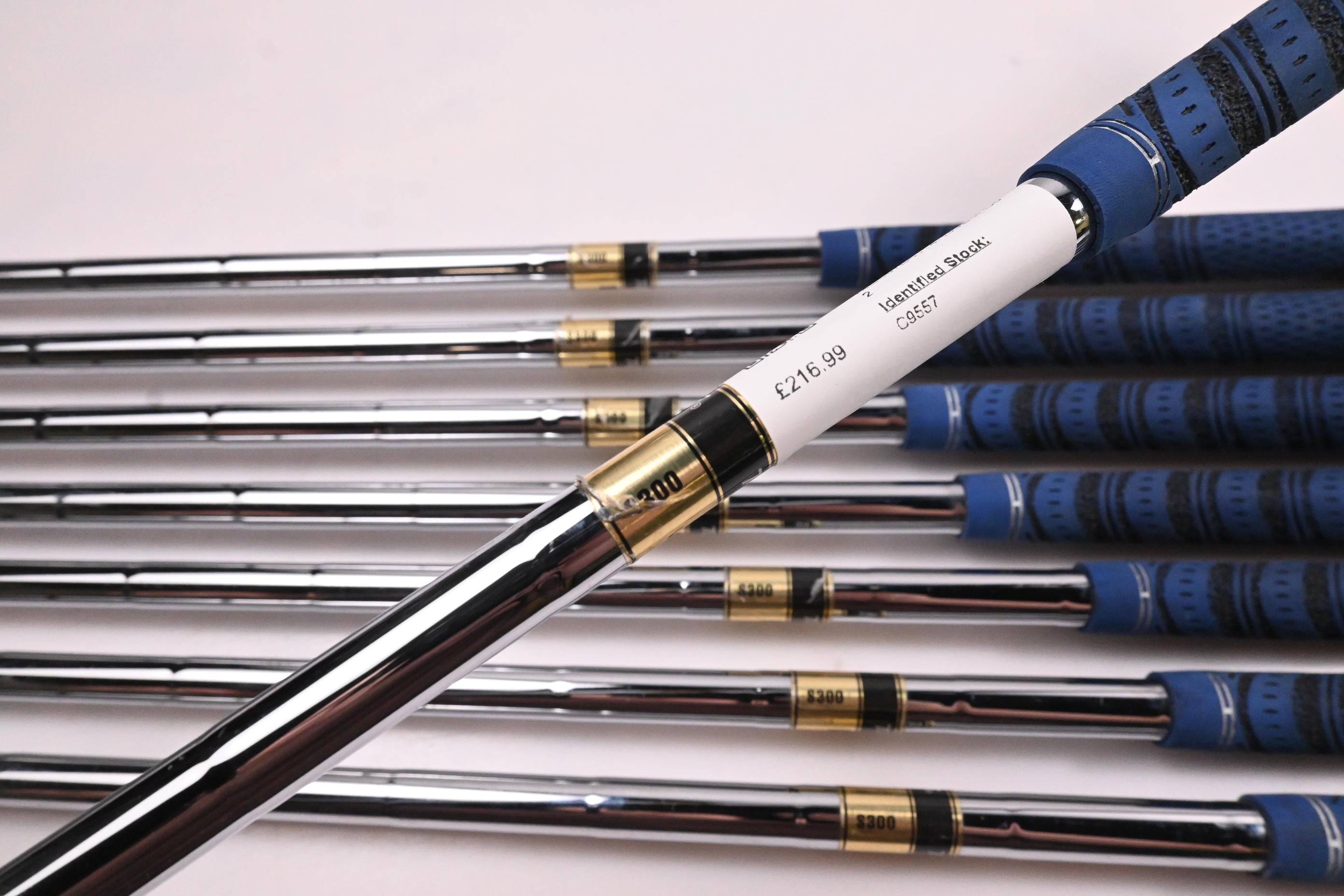 Mizuno MP-32 Irons / 3-PW / Stiff Flex Dynamic Gold S300 Shaft