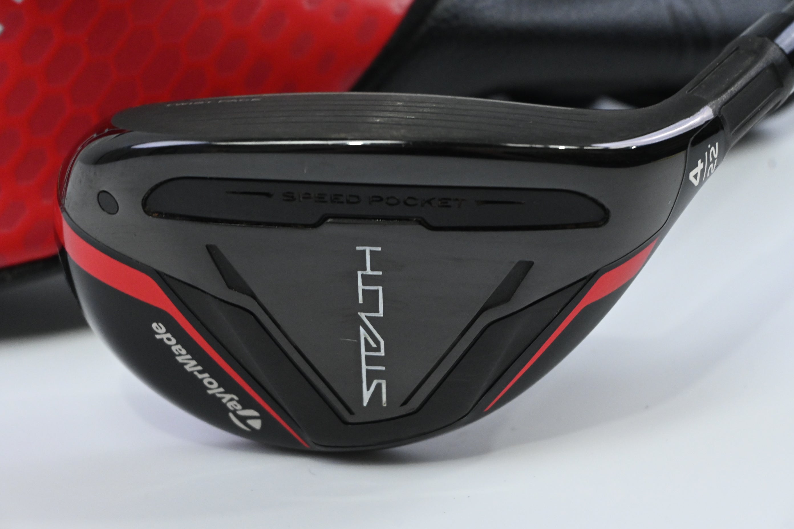 Taylormade Stealth #4 Hybrid / 22 Degree / Stiff Flex Fujikura Ventus Red 7
