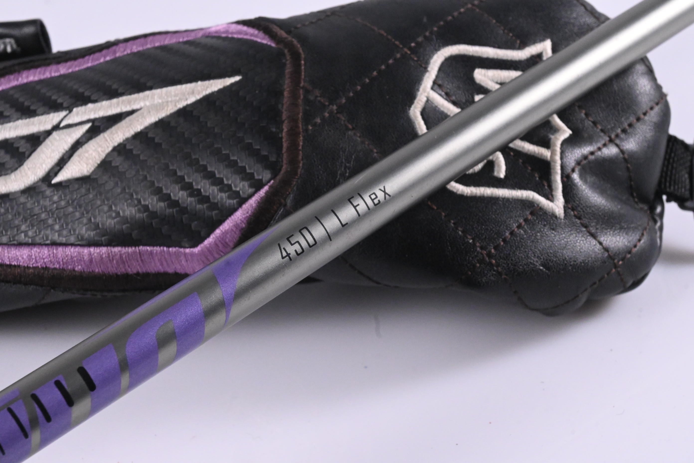 Ladies Wilson Staff D7 #6 Hybrid / 28 Degree / Ladies Flex Recoil 450 Shaft
