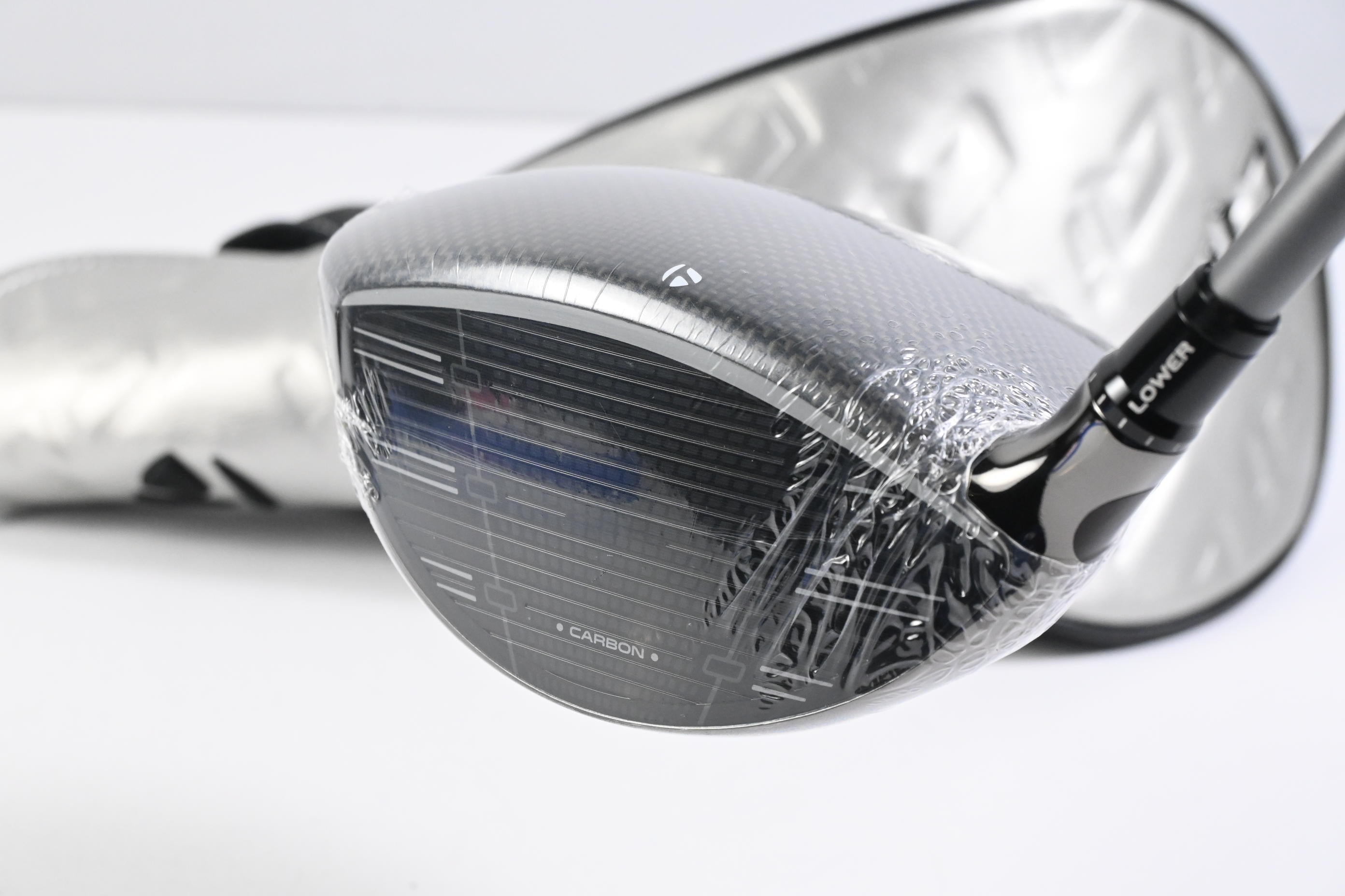 Taylormade Qi35 Driver / 10.5 Degree / Regular Flex Fujikura Airspeeder 50 Shaft