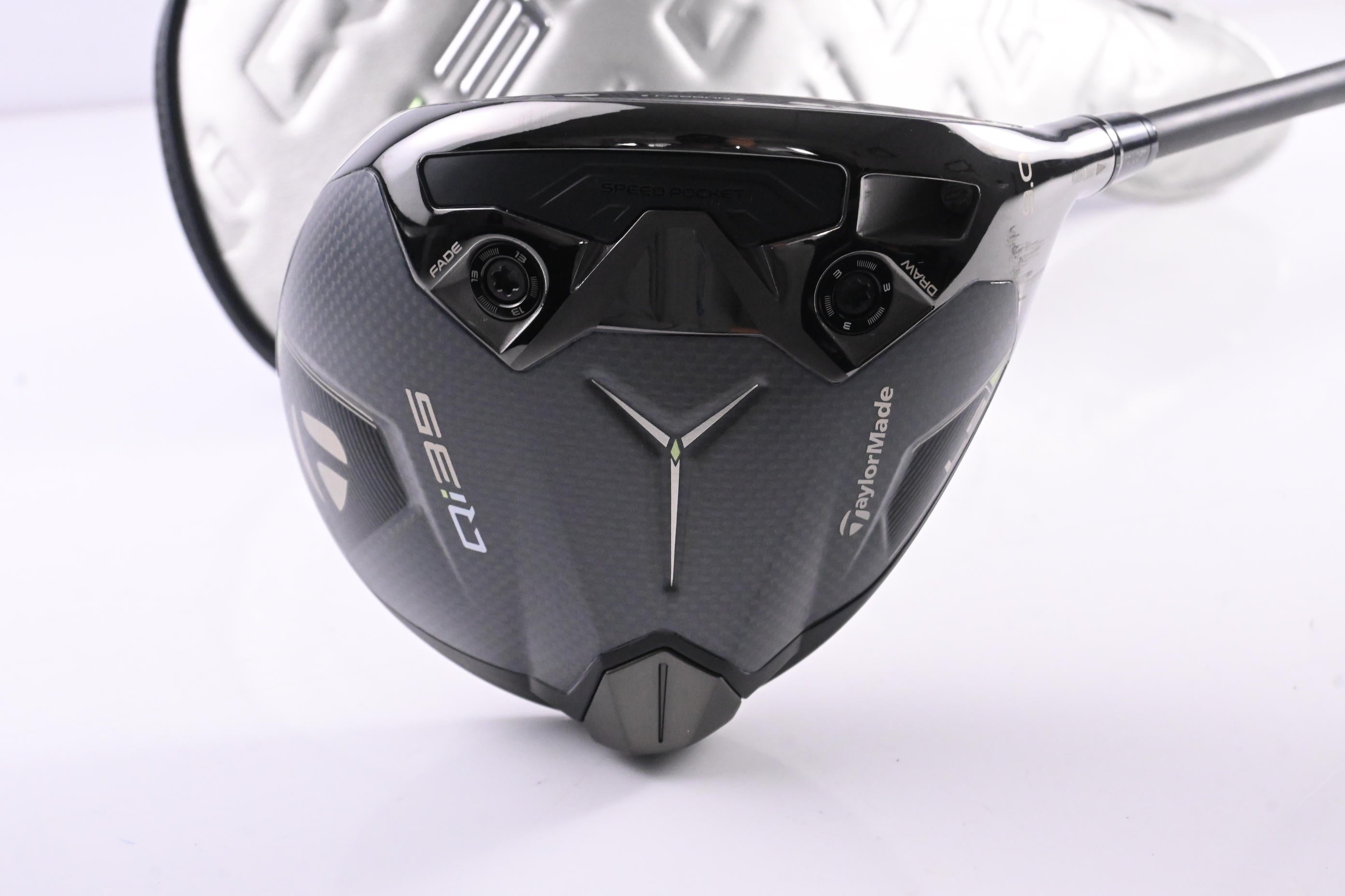 Taylormade Qi35 LS Driver / 9 Degree / Stiff Flex Kai'li White Dark Wave 60