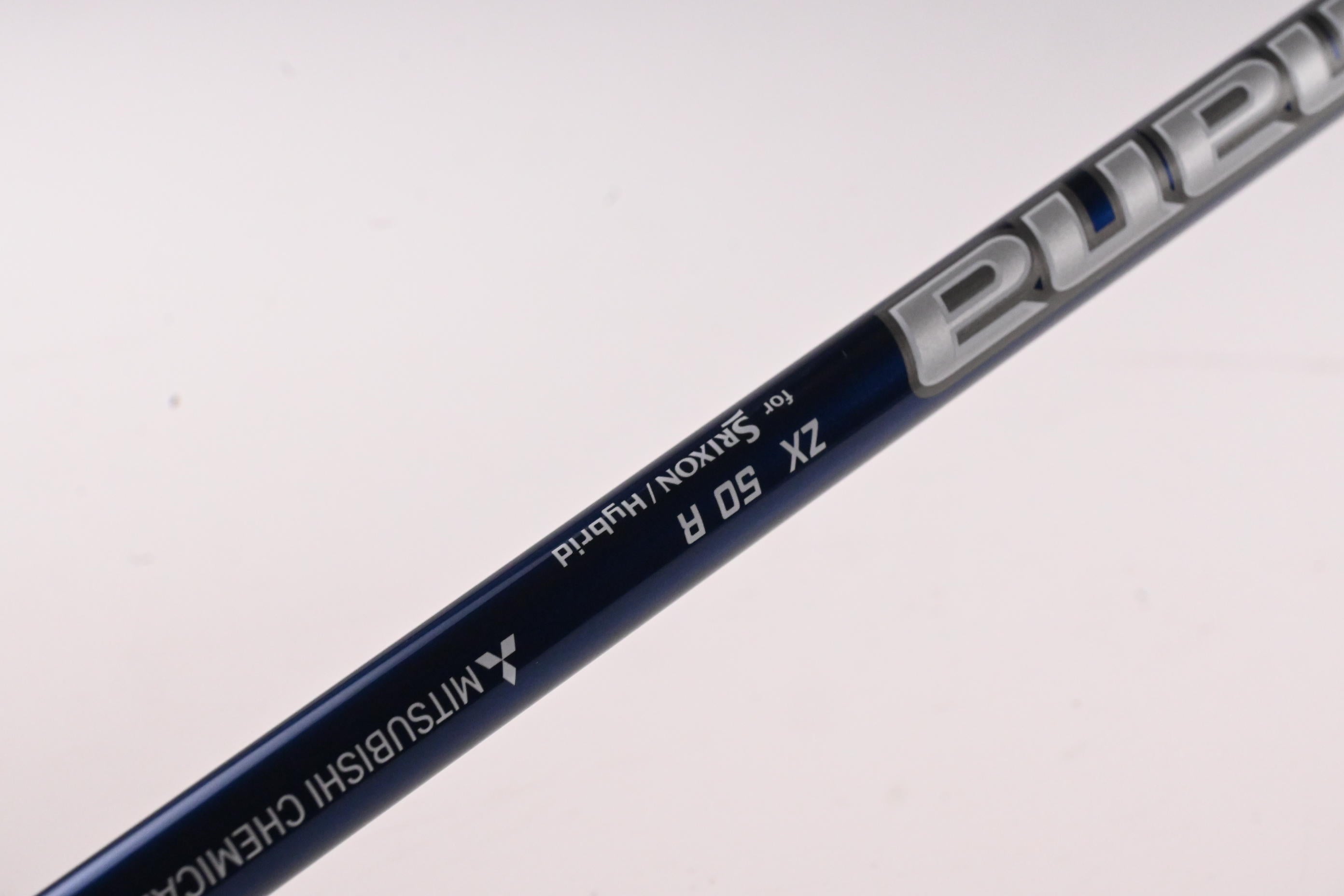 XXIO X 2022 #3 Hybrid / 18 Degree / Regular Flex Diamana ZX 50 Shaft