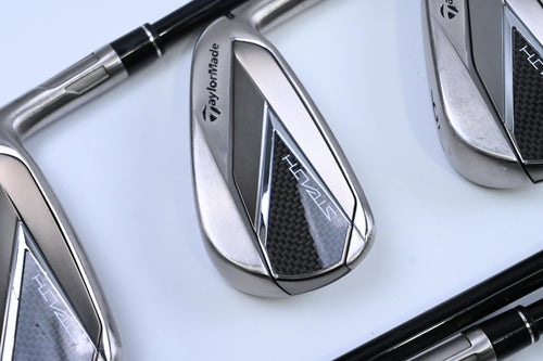 TaylorMade Stealth Irons / 4-PW+SW / Senior Flex Fujikura Ventus Red 5 Shafts