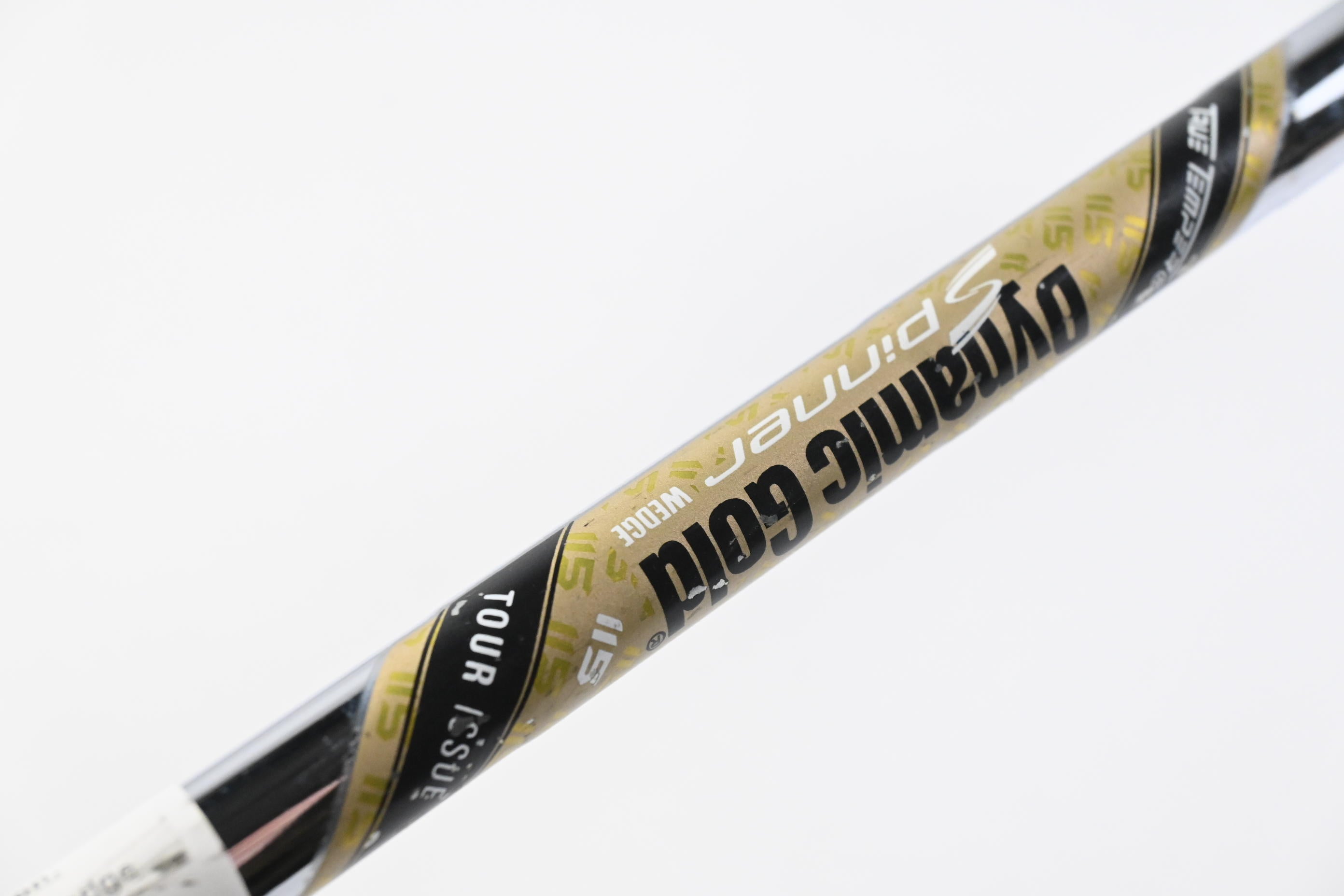Cleveland RTX Full Face Sand Wedge / 54 Degree / Wedge Flex Dynamic Gold Spinner
