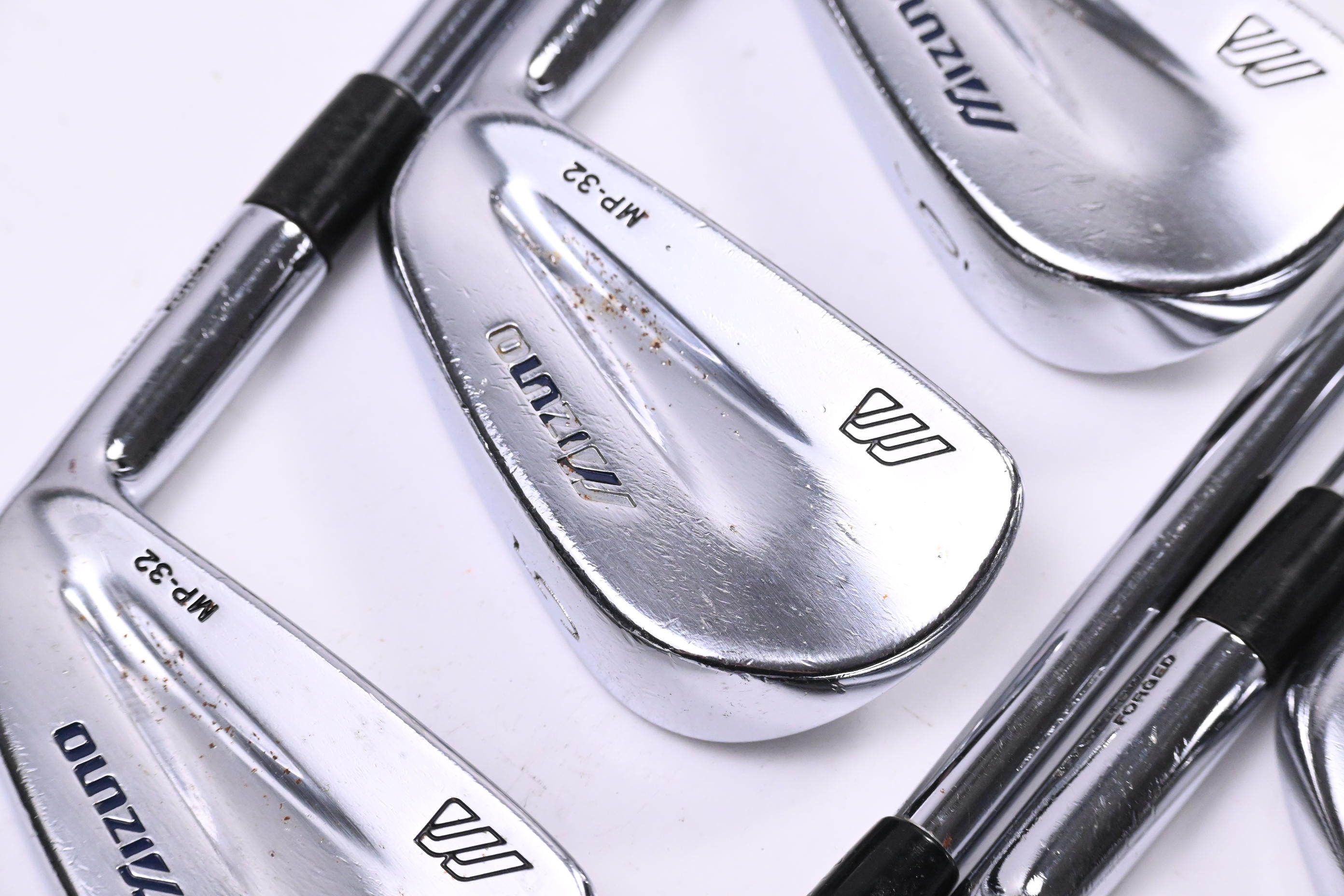 Mizuno MP-32 Irons / 4-PW / Stiff Flex True Temper Dynamic Gold Shafts