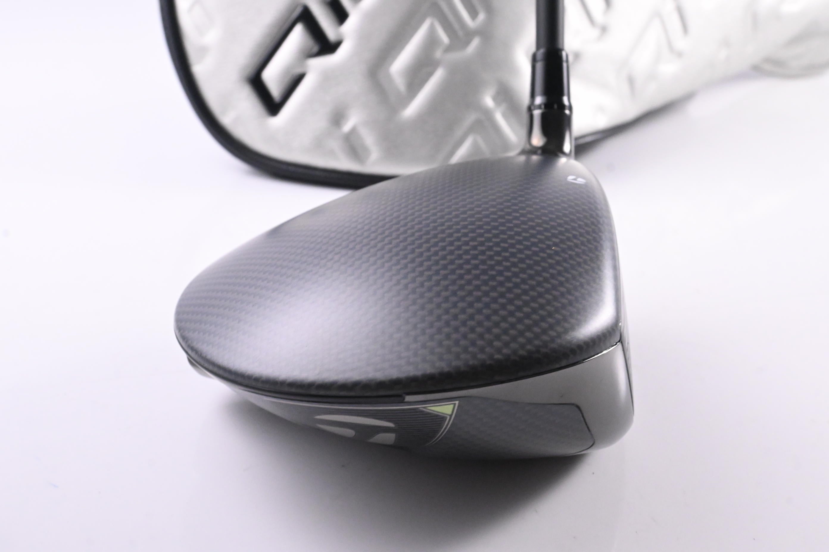Taylormade Qi35 LS Driver / 9 Degree / Stiff Flex Kai'li White Dark Wave 60