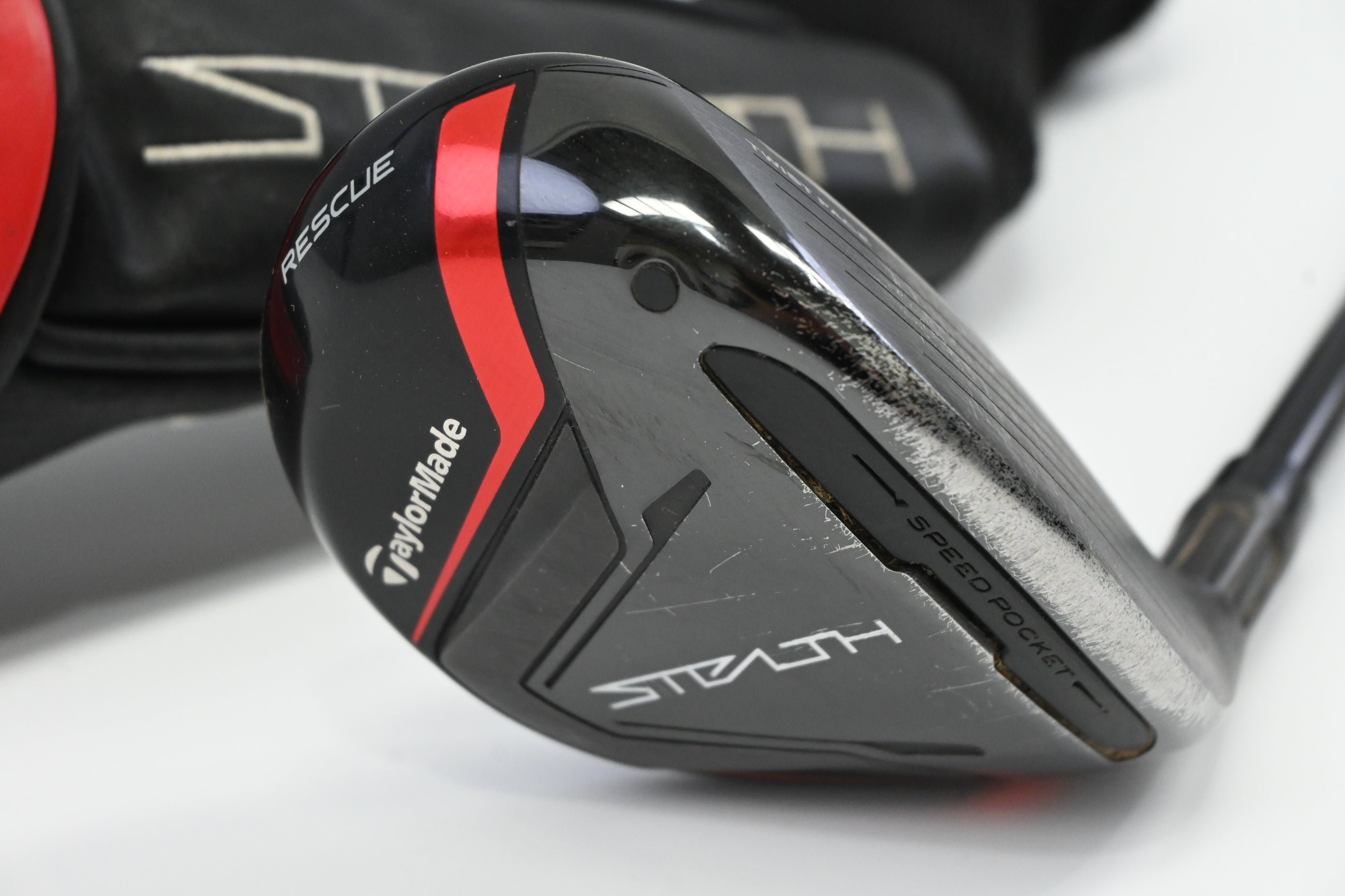 Taylormade Stealth #6 Hybrid / 28 Degree / Regular Flex Fujikura Ventus Red 6
