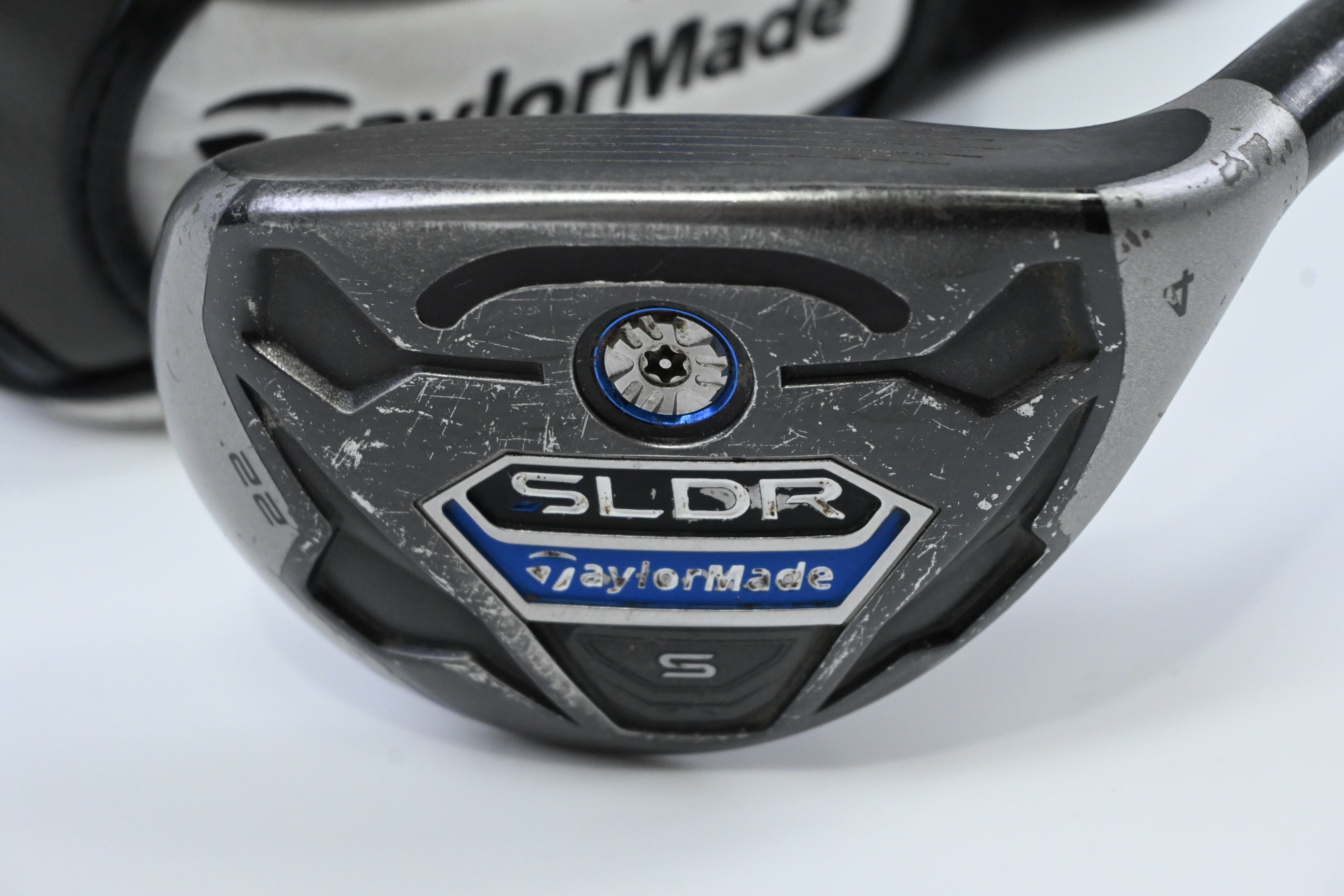 Taylormade SLDR-S #4 Hybrid / 22 Degree / Regular Flex Fujikura Speeder 72