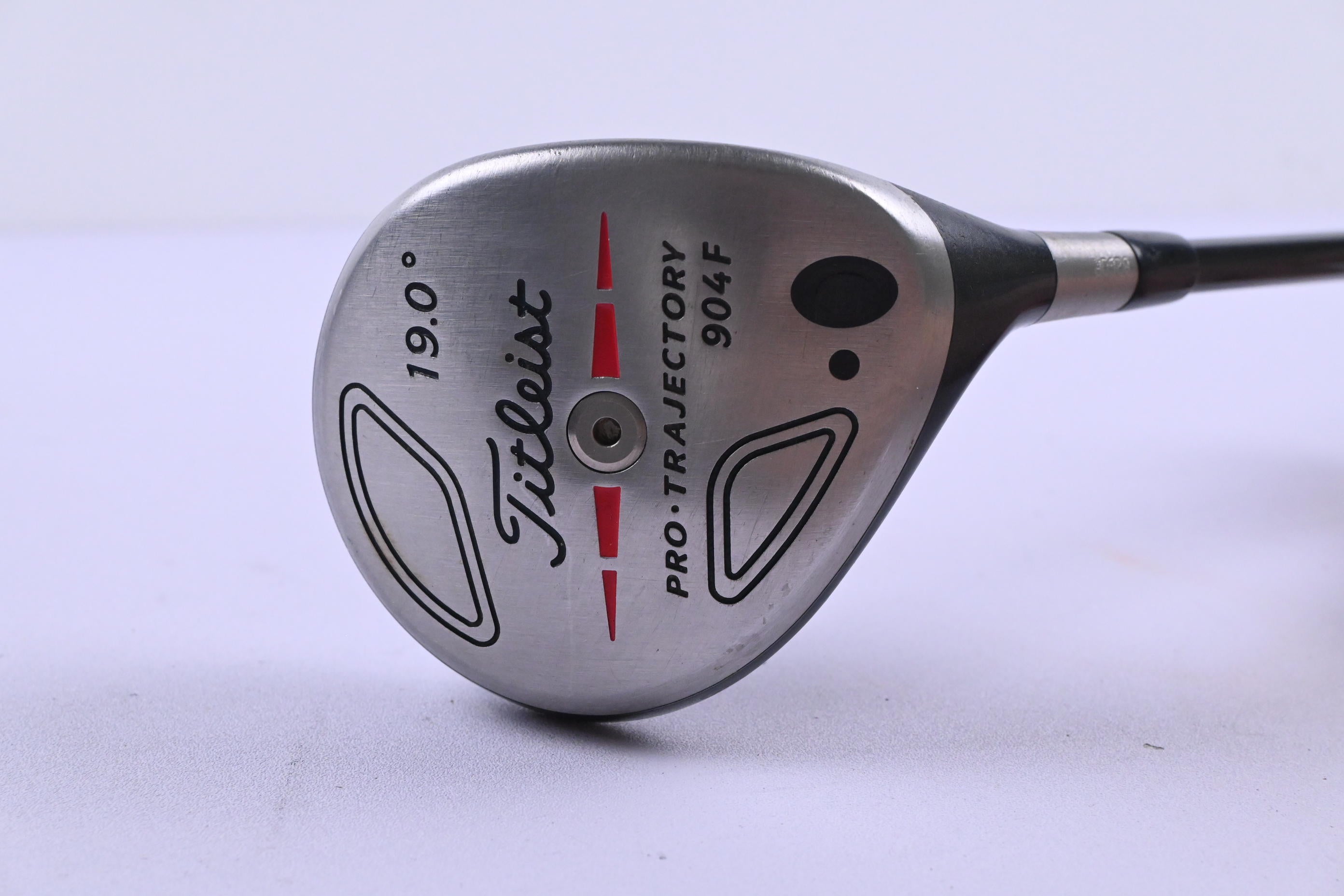 Titleist 904 F #5 Wood / 19 Degree / Stiff Flex Fujikura ZCOM PRO 95 Shaft
