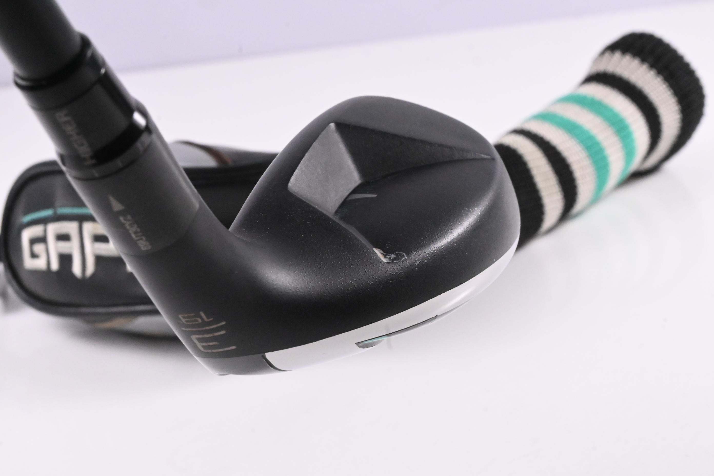 Taylormade GAPR Hi #3 Hybrid / 19 Degree / Regular Flex KBS Hybrid 70 Shaft