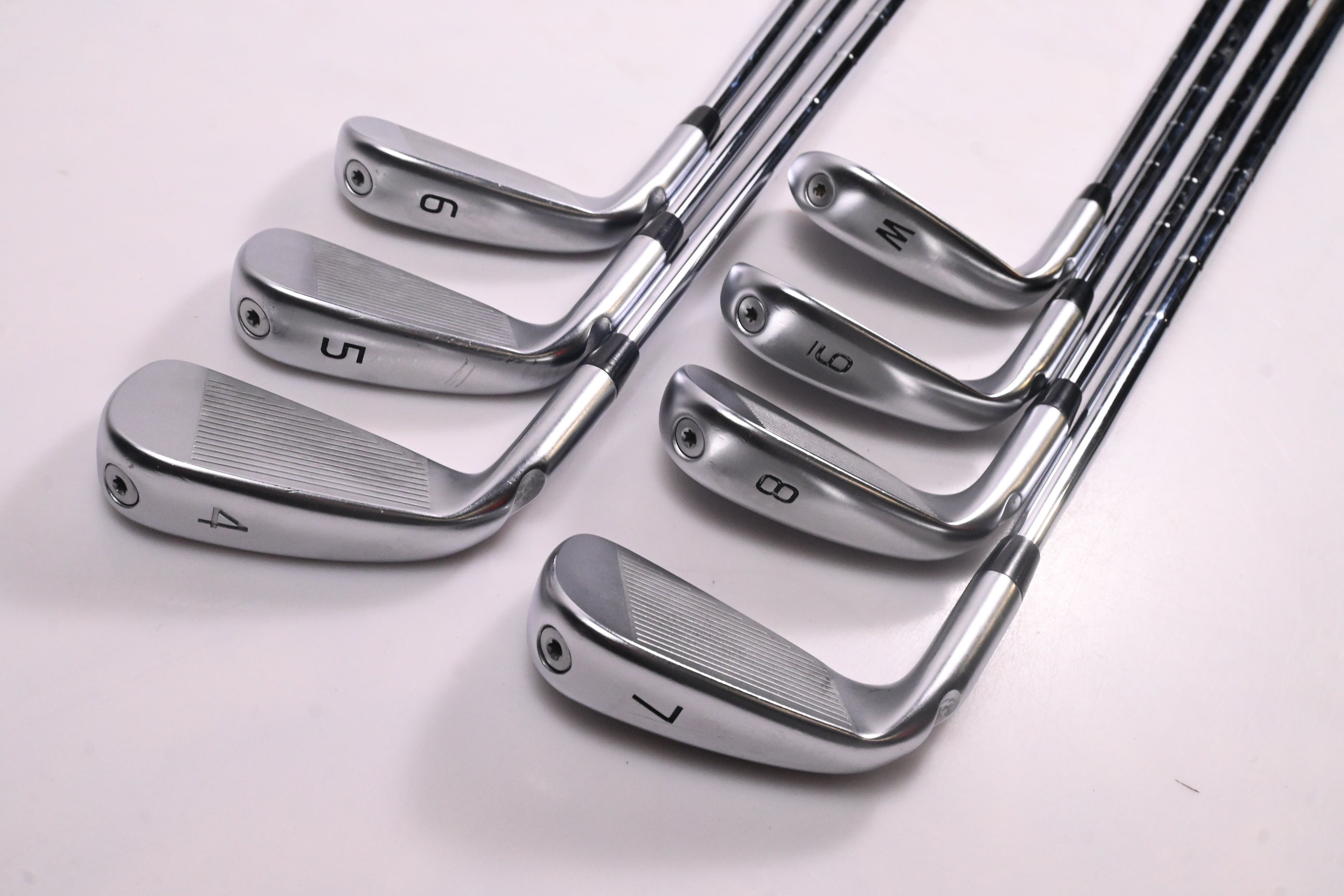 Ping i230 Irons / 4-PW / White Dot / X-Flex Dynamic Gold 120 X100 Shafts
