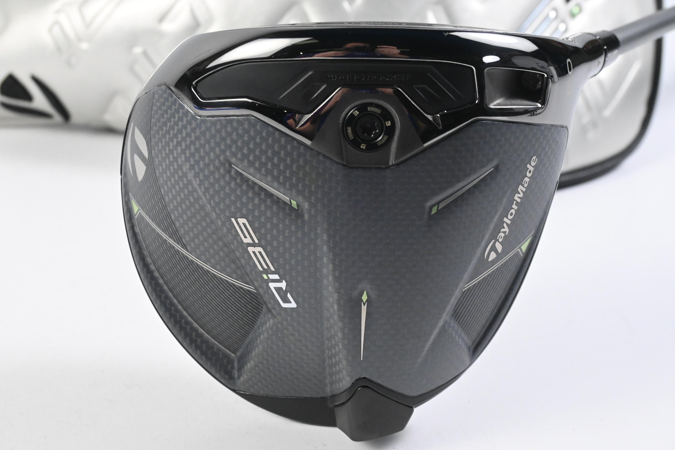 Taylormade Qi35 Driver / 9 Degree / Stiff Flex Fujikura Airspeeder 50 Shaft