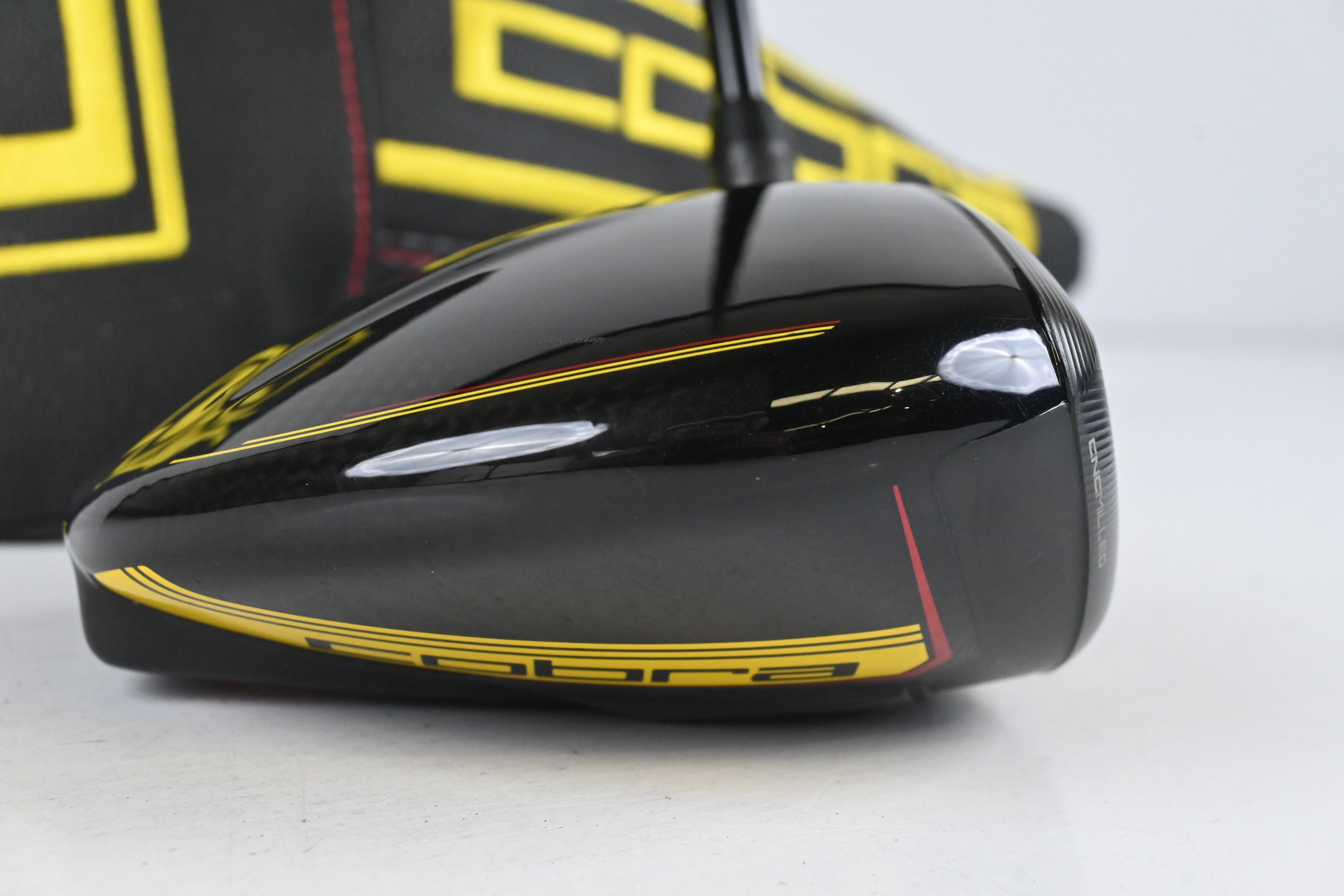 Cobra King Speedzone Driver / 10.5 Degree / Regular Flex Tensei AV Blue 65 Shaft