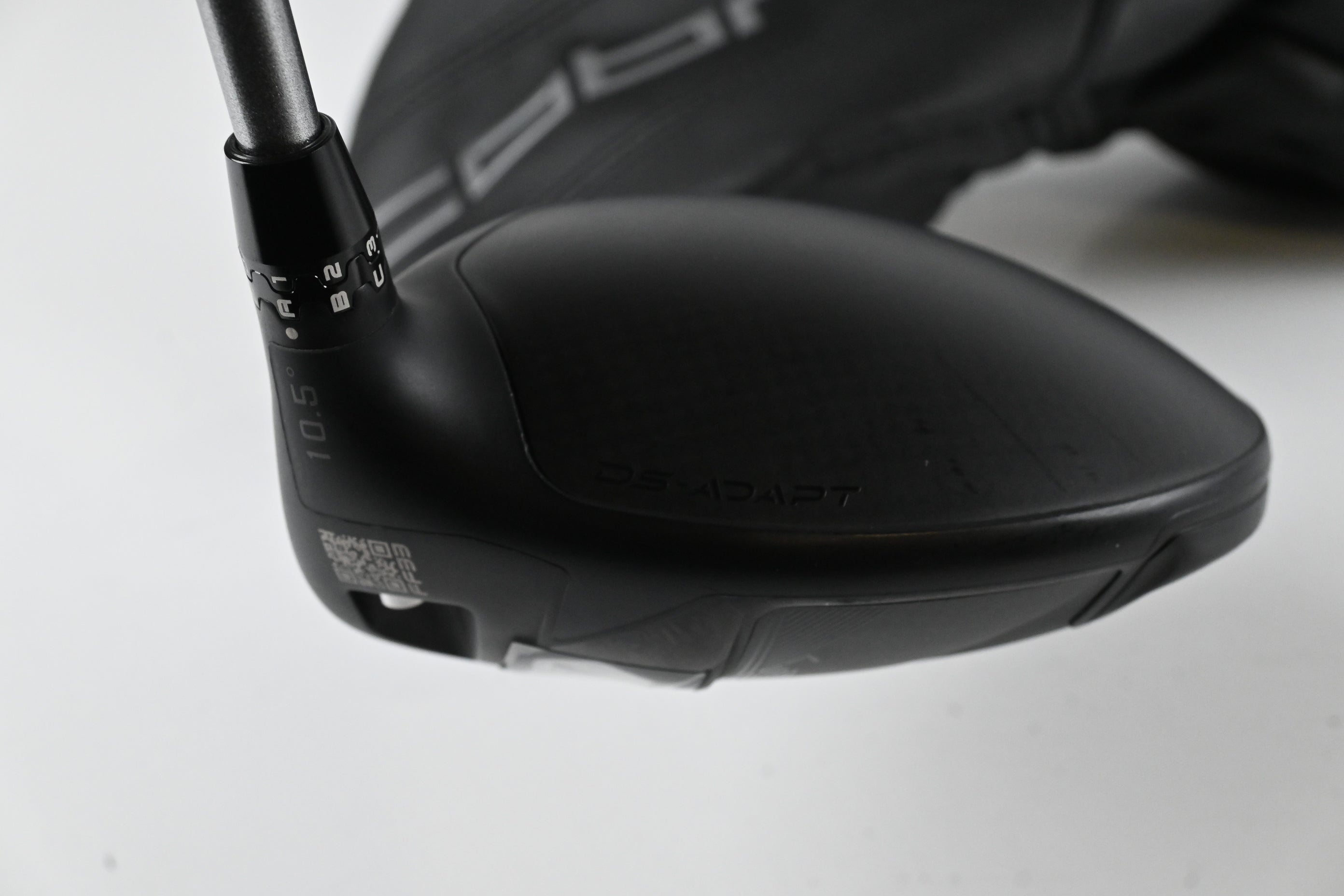 Cobra DS-Adapt LS Driver / 10.5 Degree / Stiff Flex Fujikura Pro 60 Shaft