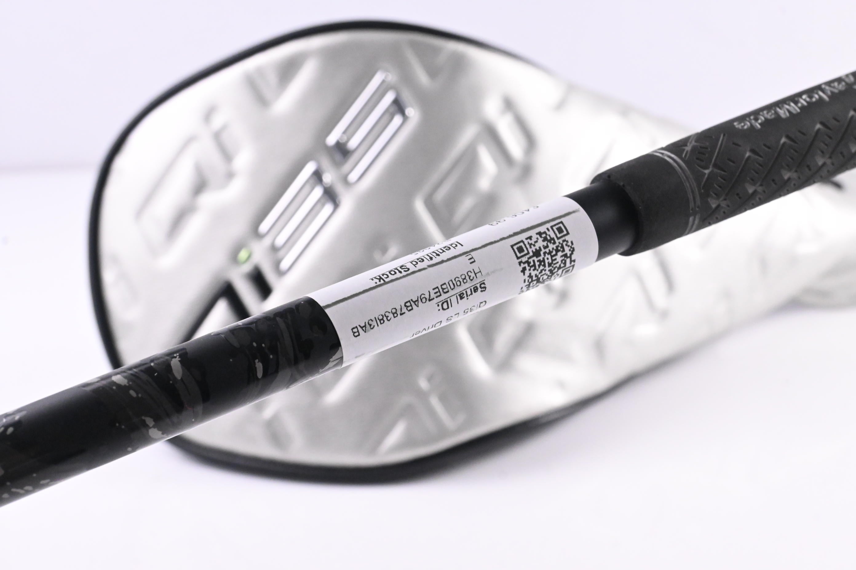 Taylormade Qi35 LS Driver / 9 Degree / Stiff Flex Kai'li White Dark Wave 60