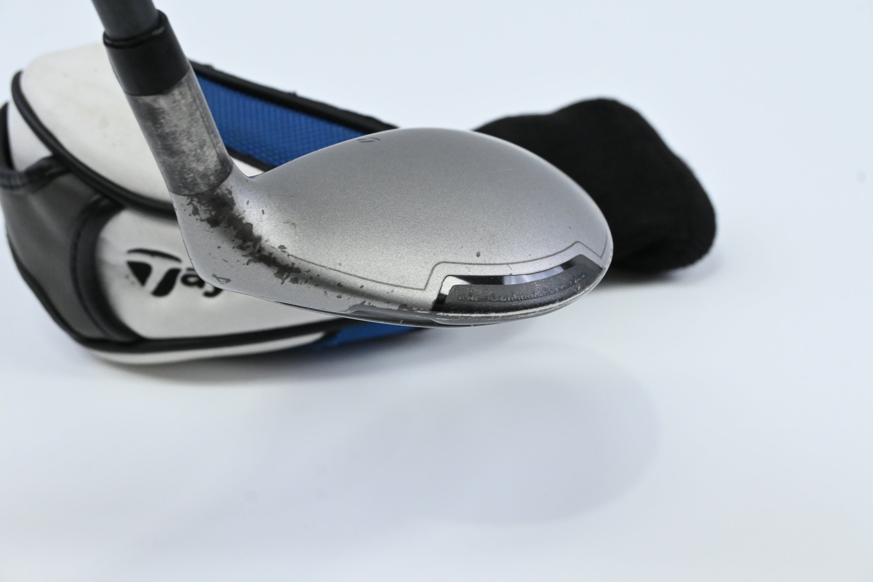 Taylormade SLDR-S #4 Hybrid / 22 Degree / Regular Flex Fujikura Speeder 72