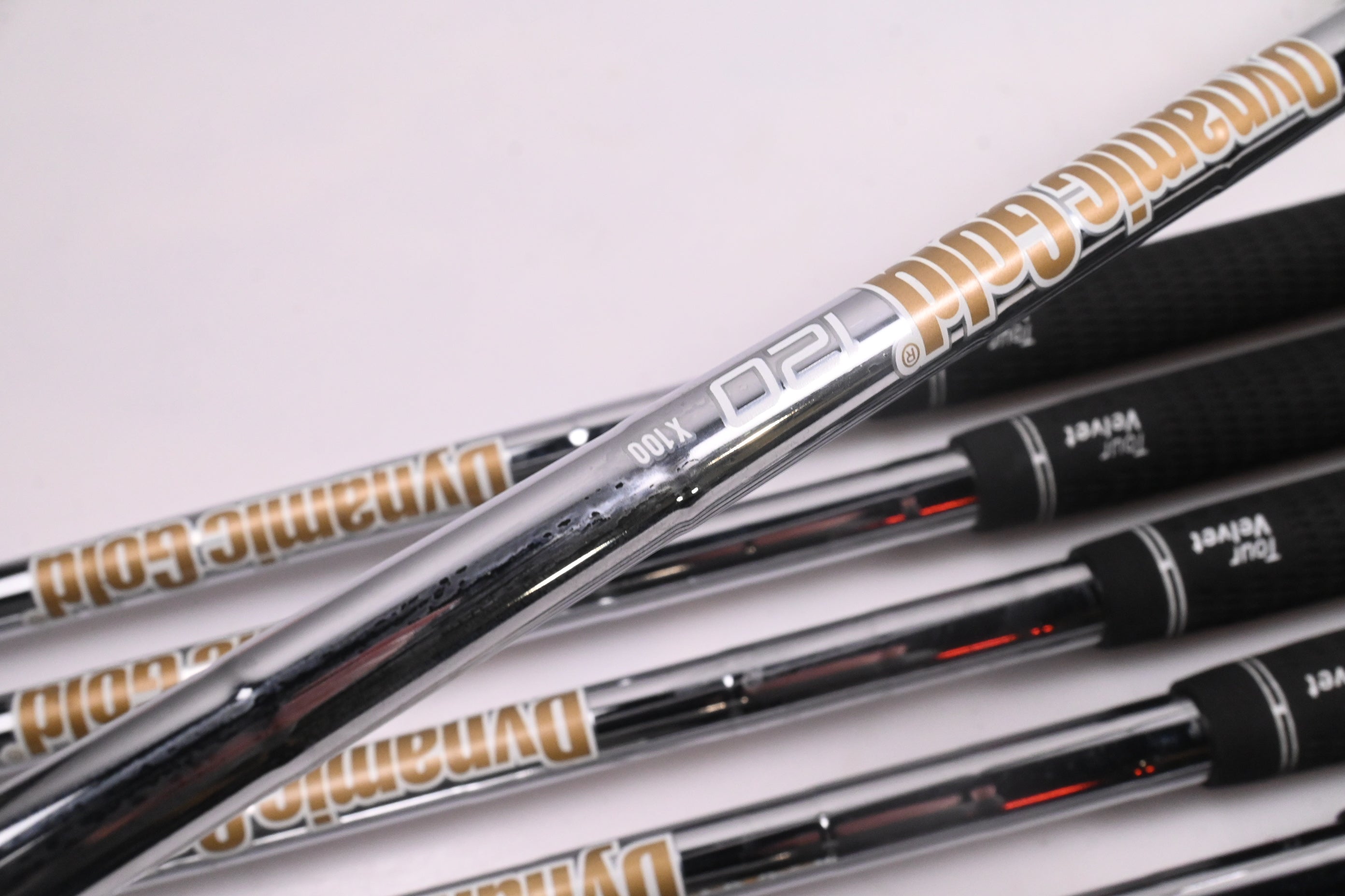 Ping i230 Irons / 4-PW / White Dot / X-Flex Dynamic Gold 120 X100 Shafts