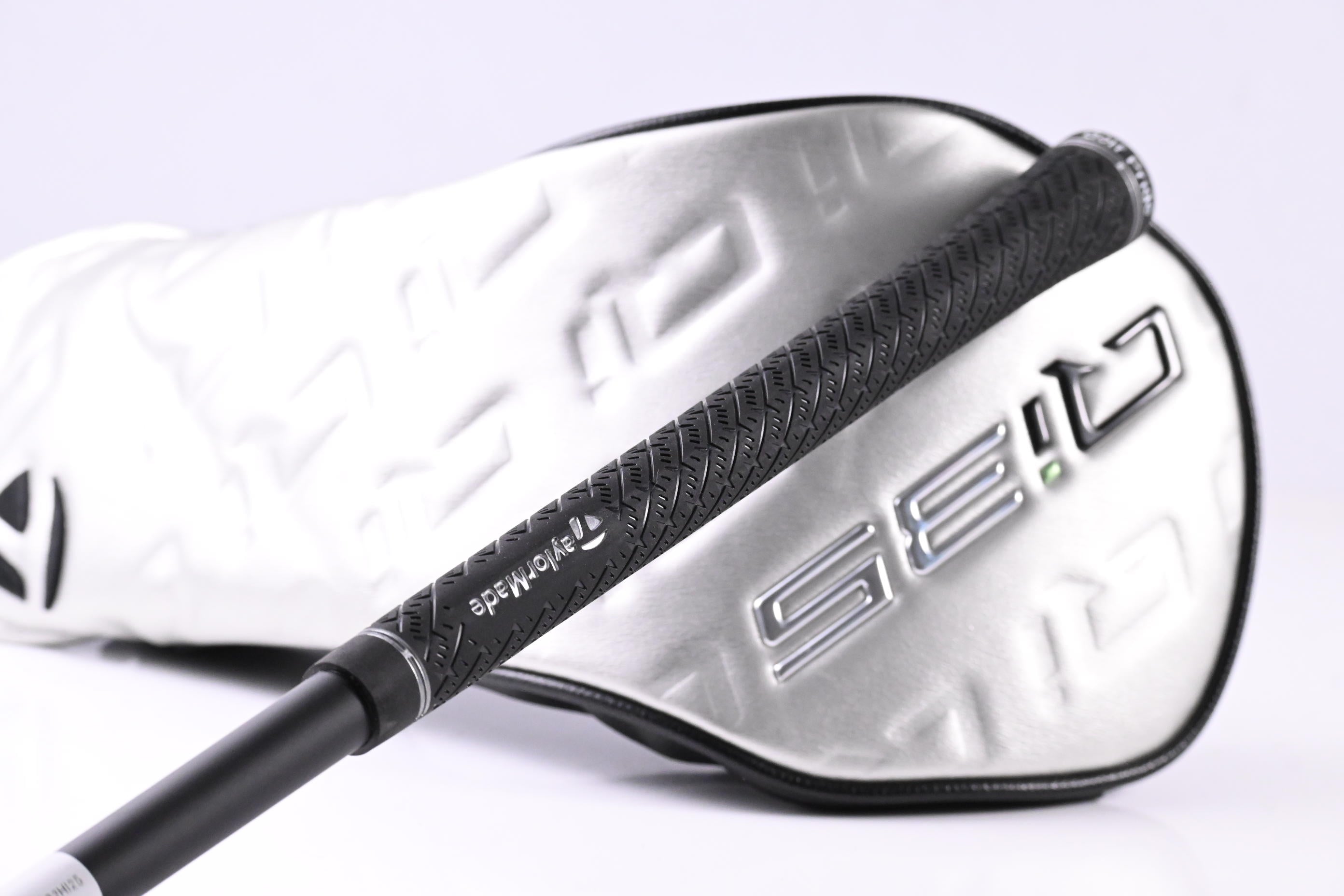 Taylormade Qi35 Driver / 9 Degree / Stiff Flex Taylormade Reax 50 Shaft