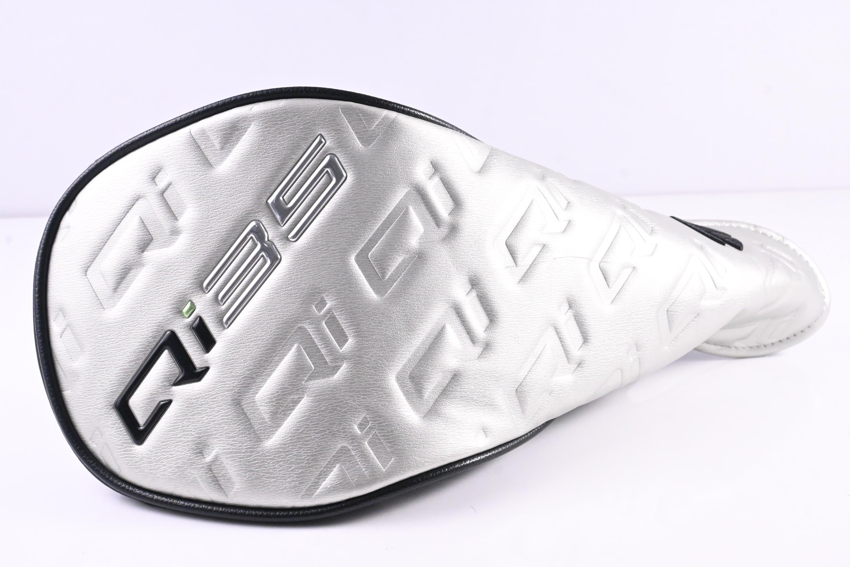 Taylormade Qi35 LS Driver / 9 Degree / Stiff Flex Kai'li White Dark Wave 60