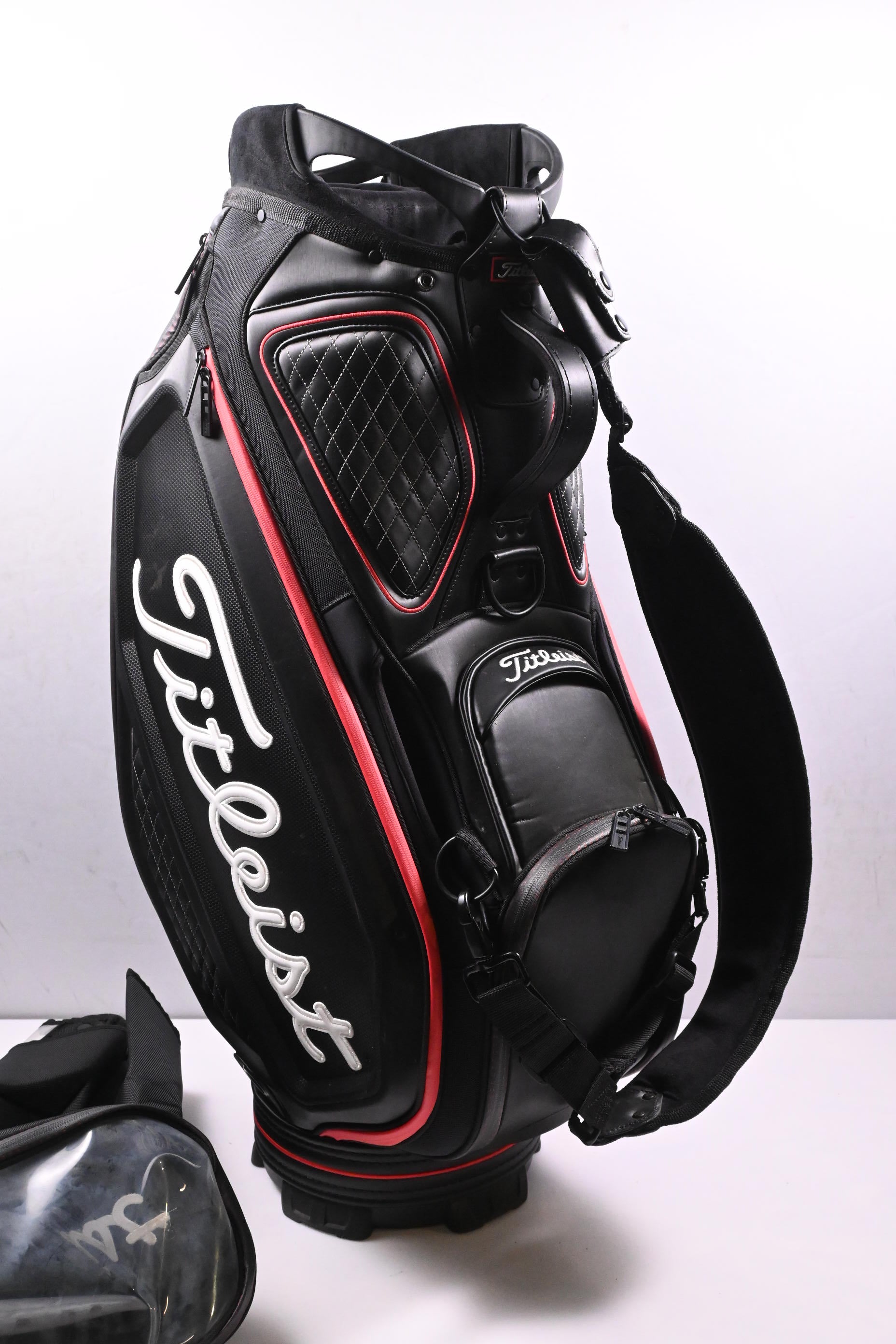 Titleist Staff Tour Bag / 5-Way Divider / Black, Red