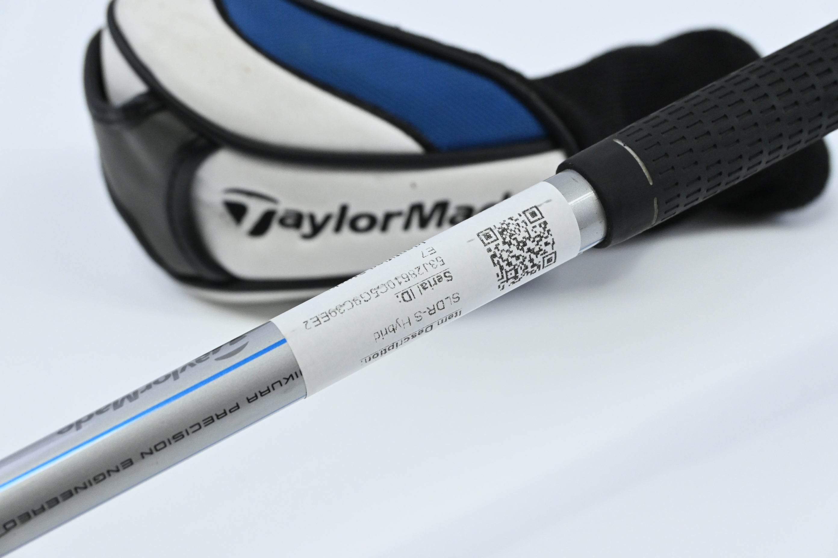 Taylormade SLDR-S #4 Hybrid / 22 Degree / Regular Flex Fujikura Speeder 72