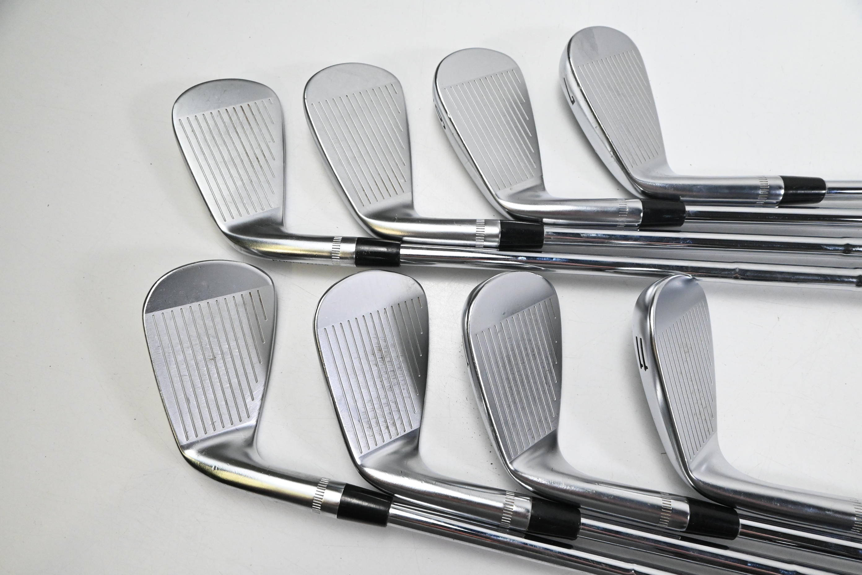 Callaway Apex CB 24 Irons / 4-PW+GW / X-Flex Dynamic Gold Mid X100 115 Shafts