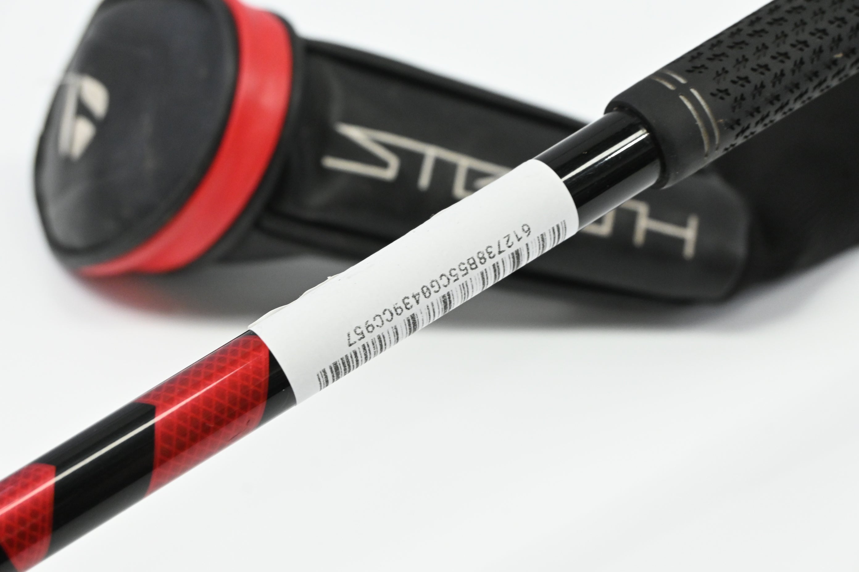 Taylormade Stealth #6 Hybrid / 28 Degree / Regular Flex Fujikura Ventus Red 6