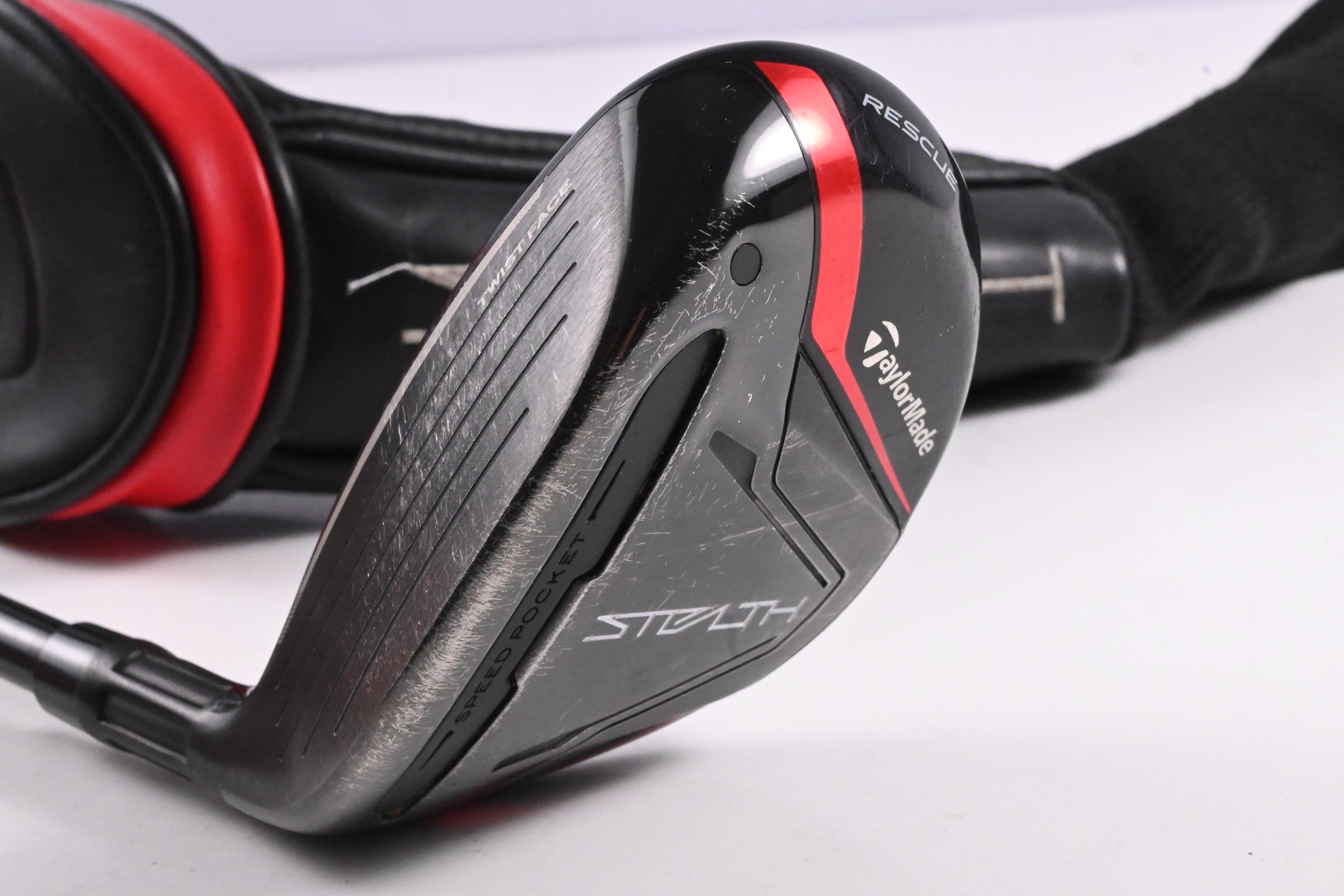 Left Hand Taylormade Stealth #4 Hybrid / 22 Degree / Regular Flex Ventus Red 6
