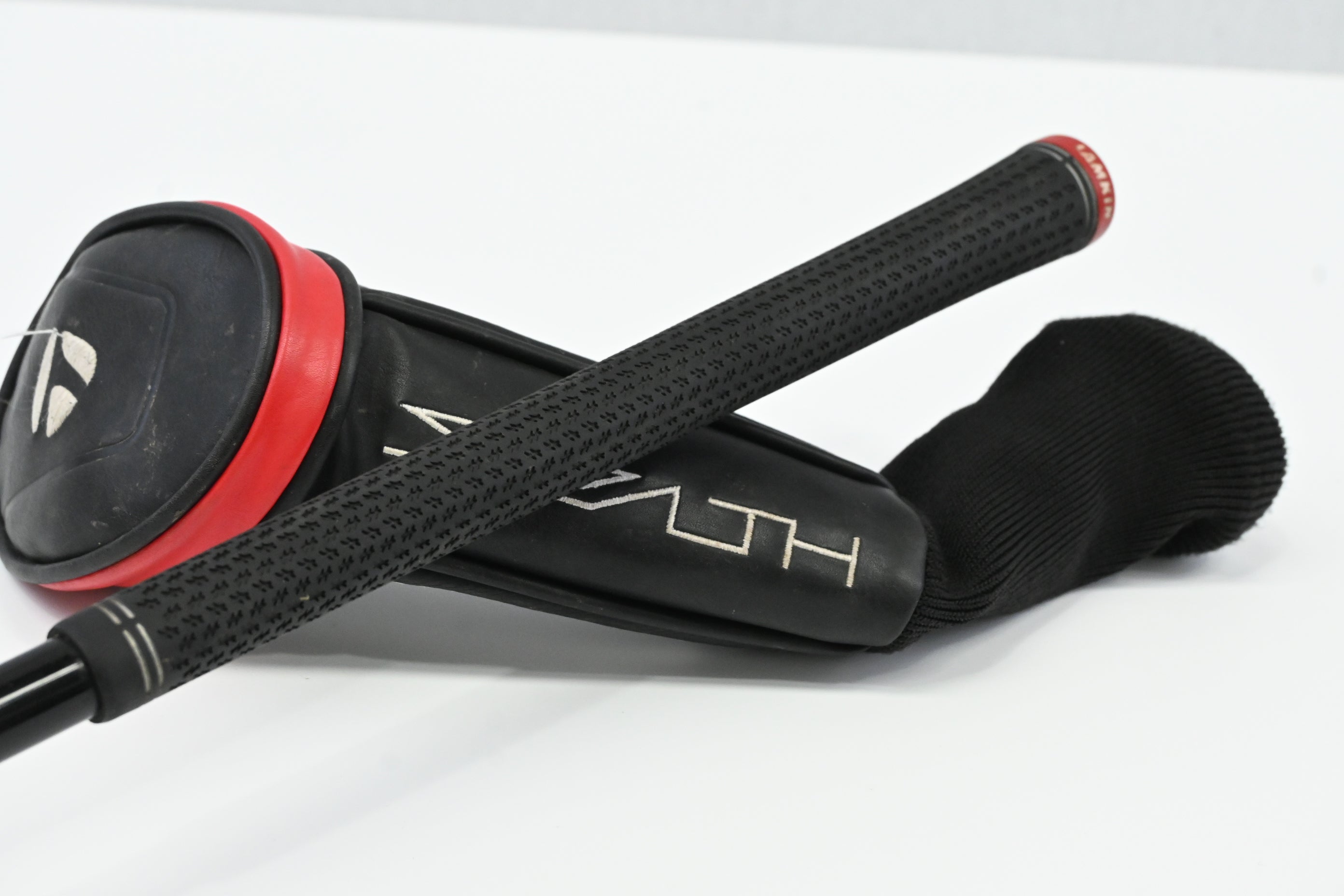 Taylormade Stealth #6 Hybrid / 28 Degree / Regular Flex Fujikura Ventus Red 6
