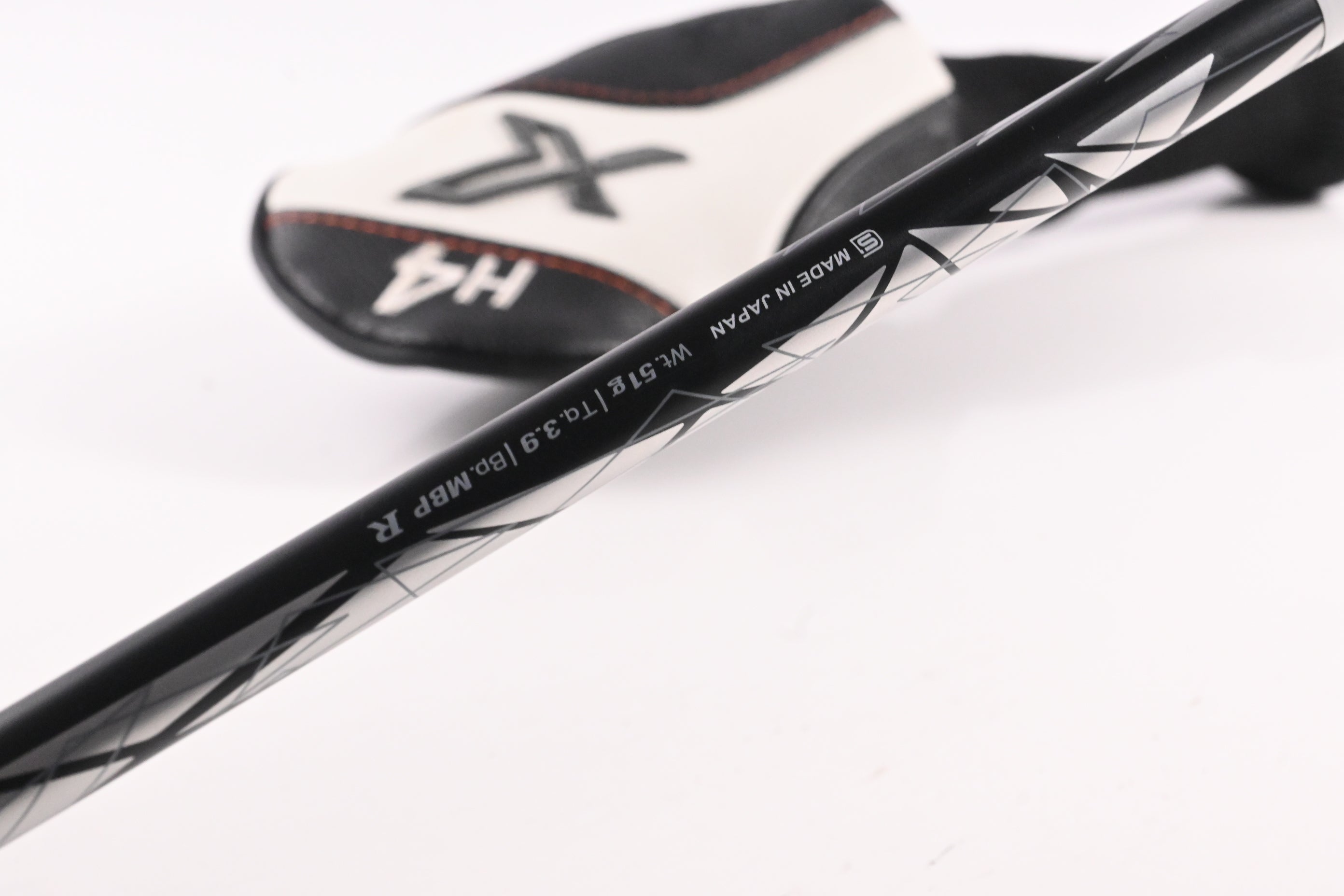 XXIO X Black #4 Hybrid / 20 Degree / Regular Flex Miyazaki AX-1 Shaft