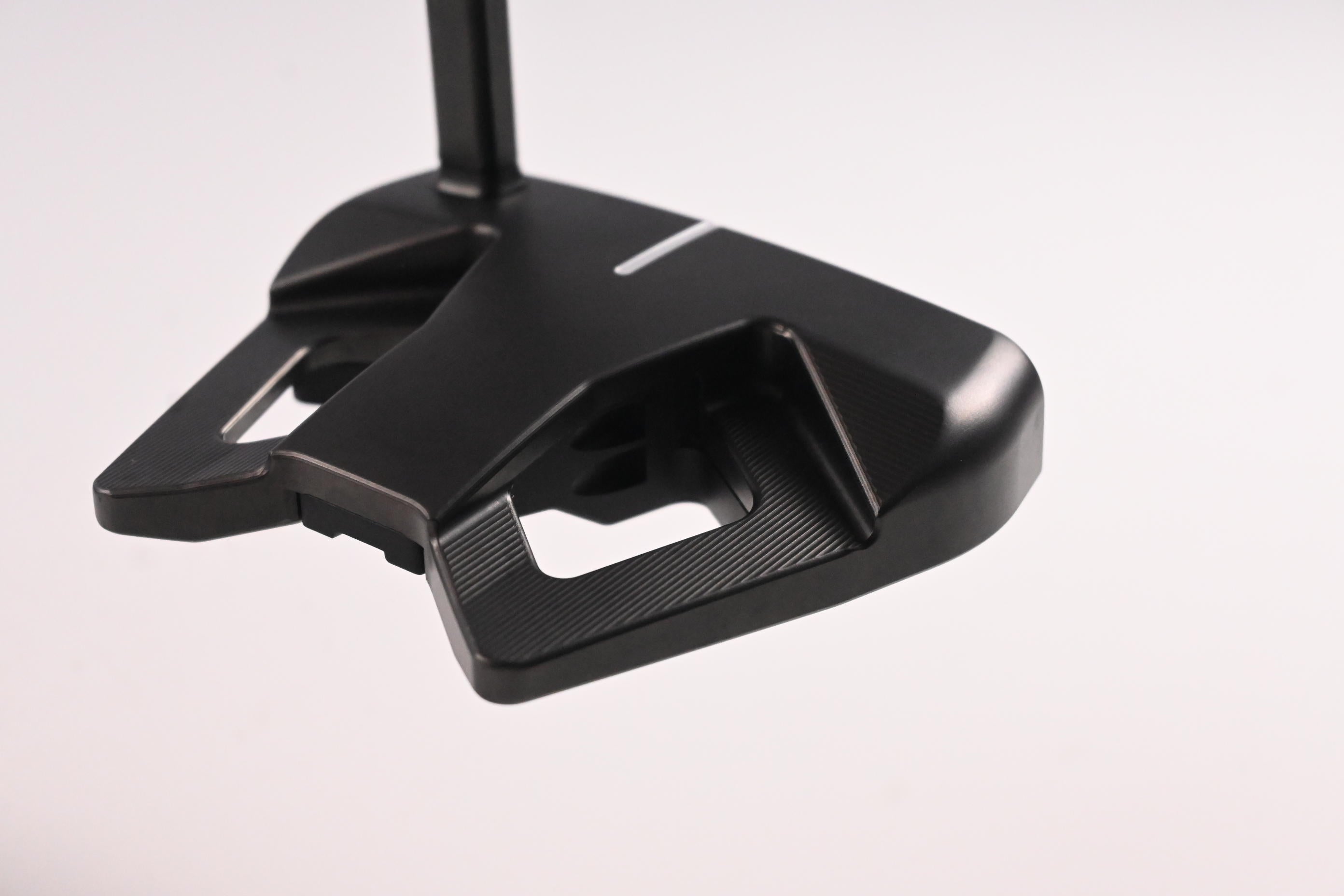 Scotty Cameron Phantom Black 9.2R Putter / 34 Inch