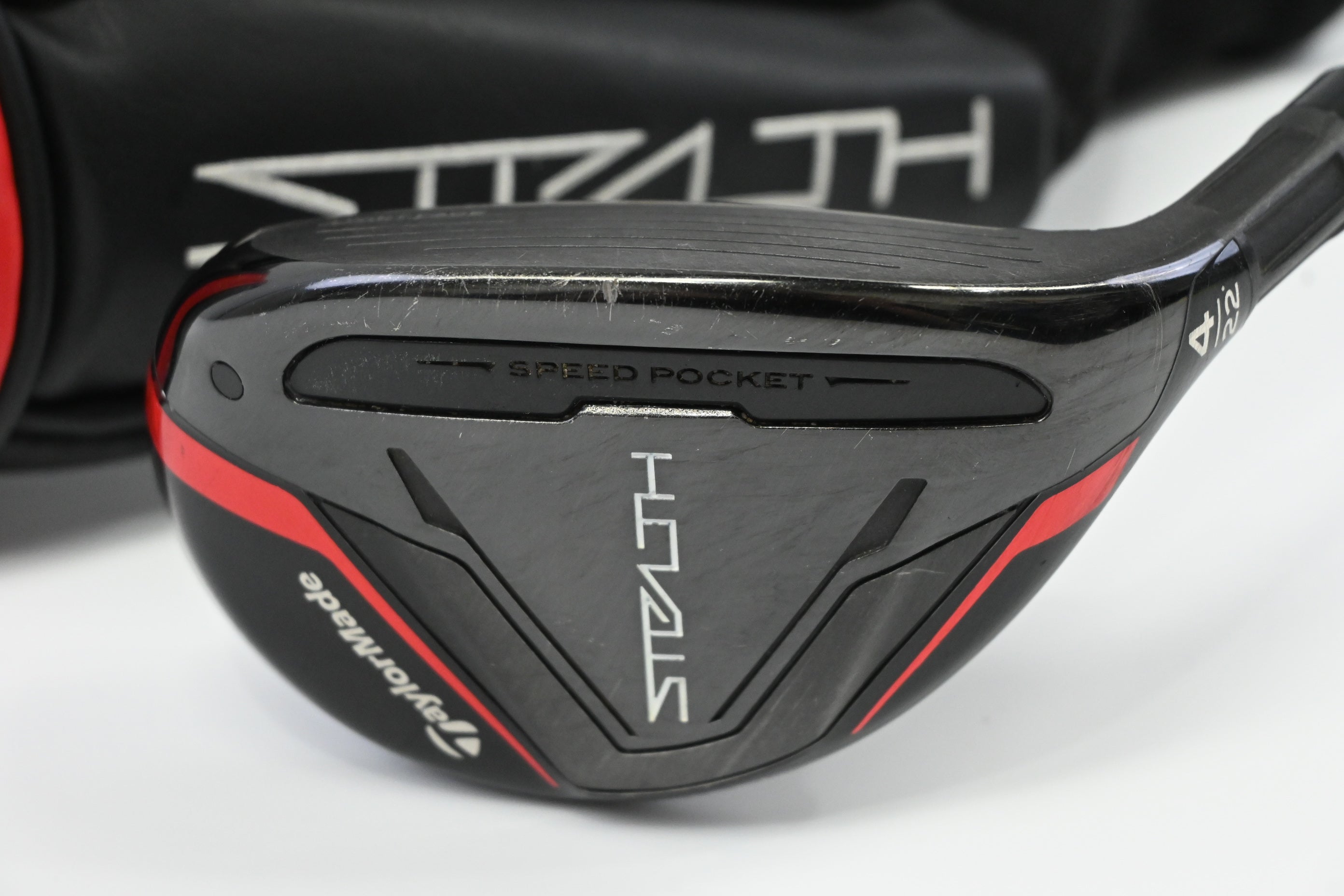 Taylormade Stealth #4 Hybrid / 22 Degree / Regular Flex Fujikura Ventus Red 6