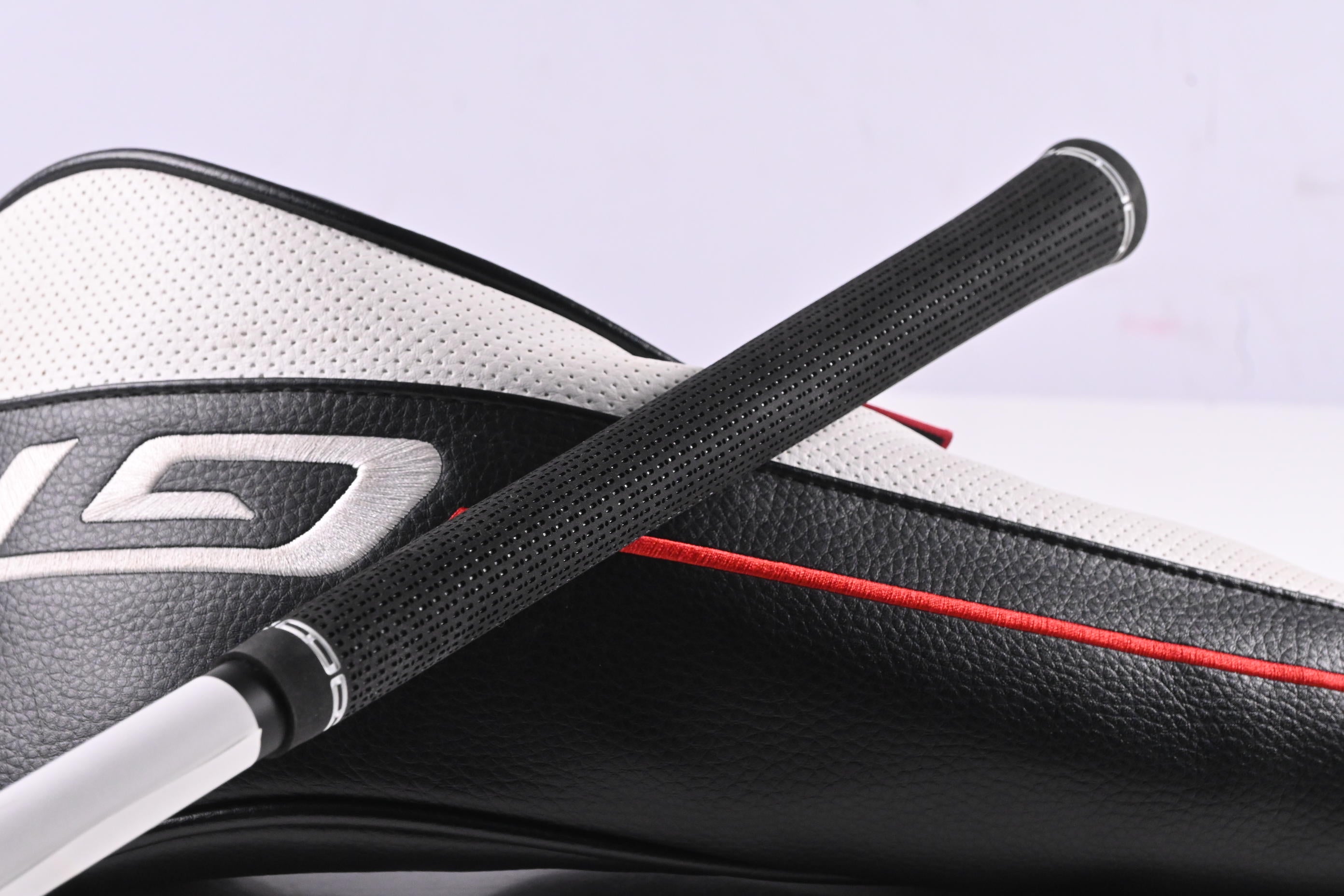 Titleist GT2 Driver / 10 Degree / Senior Flex Tensei 1K Red 55 Shaft