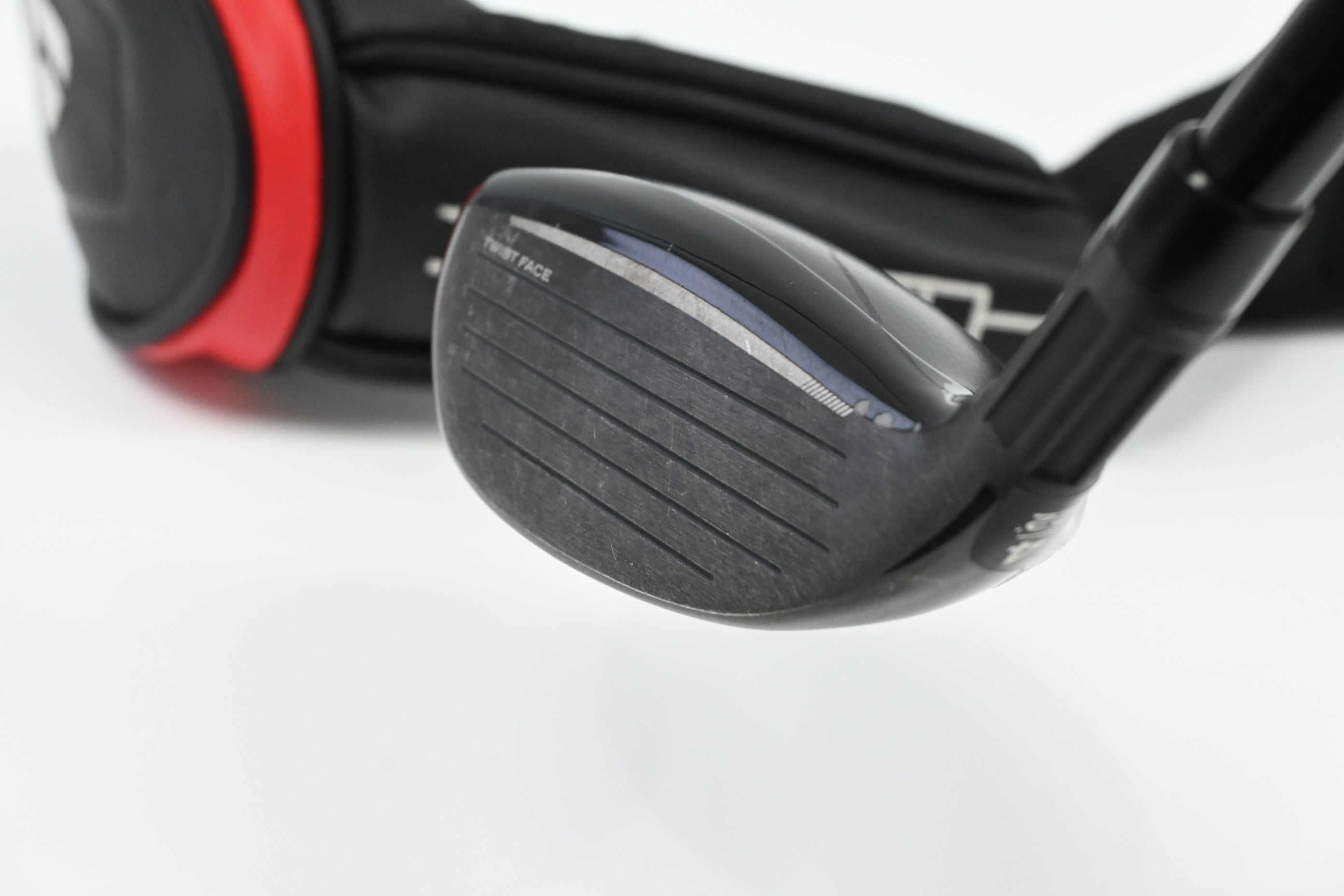 Taylormade Stealth #4 Hybrid / 22 Degree / Regular Flex Fujikura Ventus Red 6