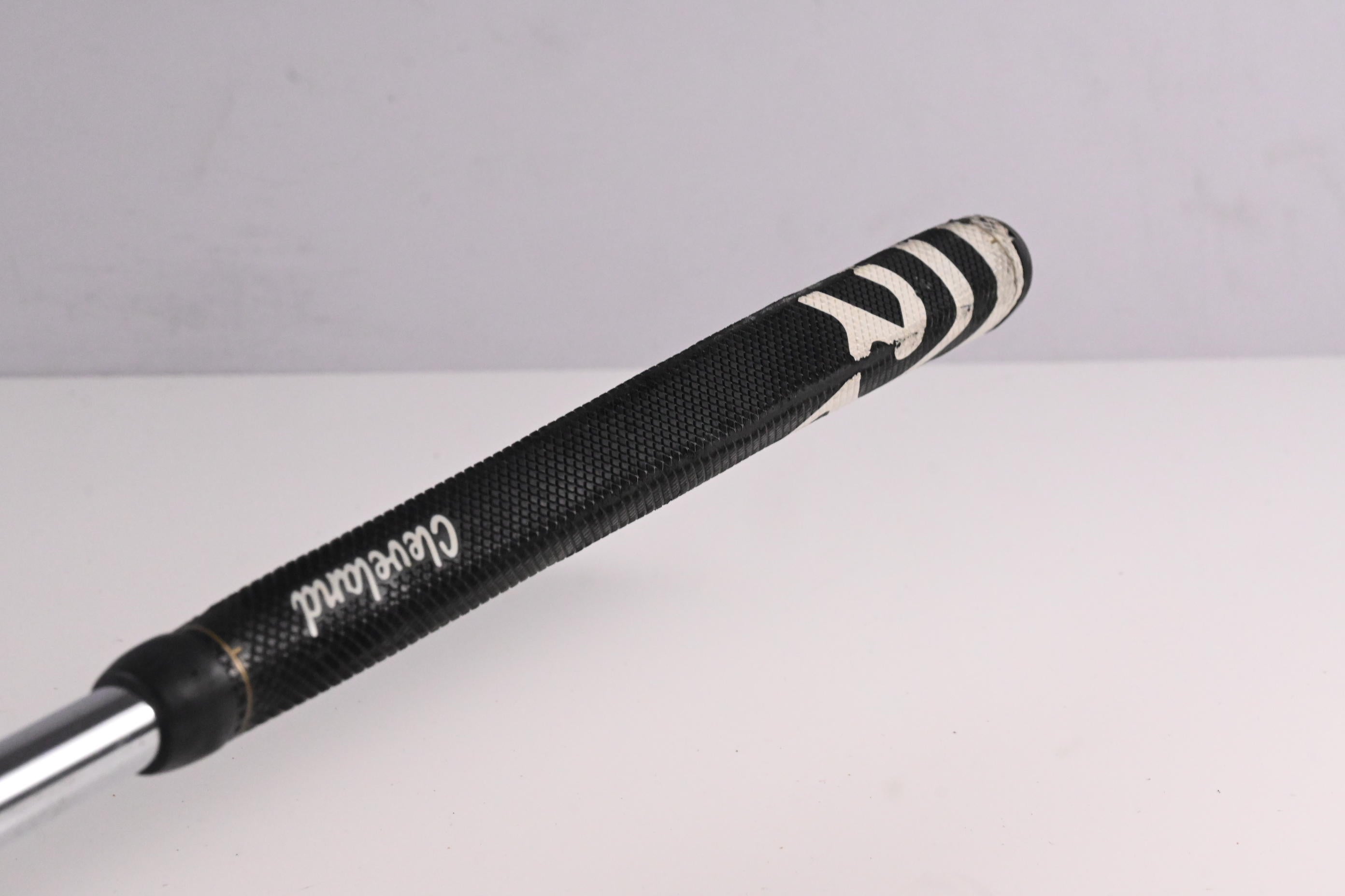 Cleveland Huntington Beach Putter / 34 Inch