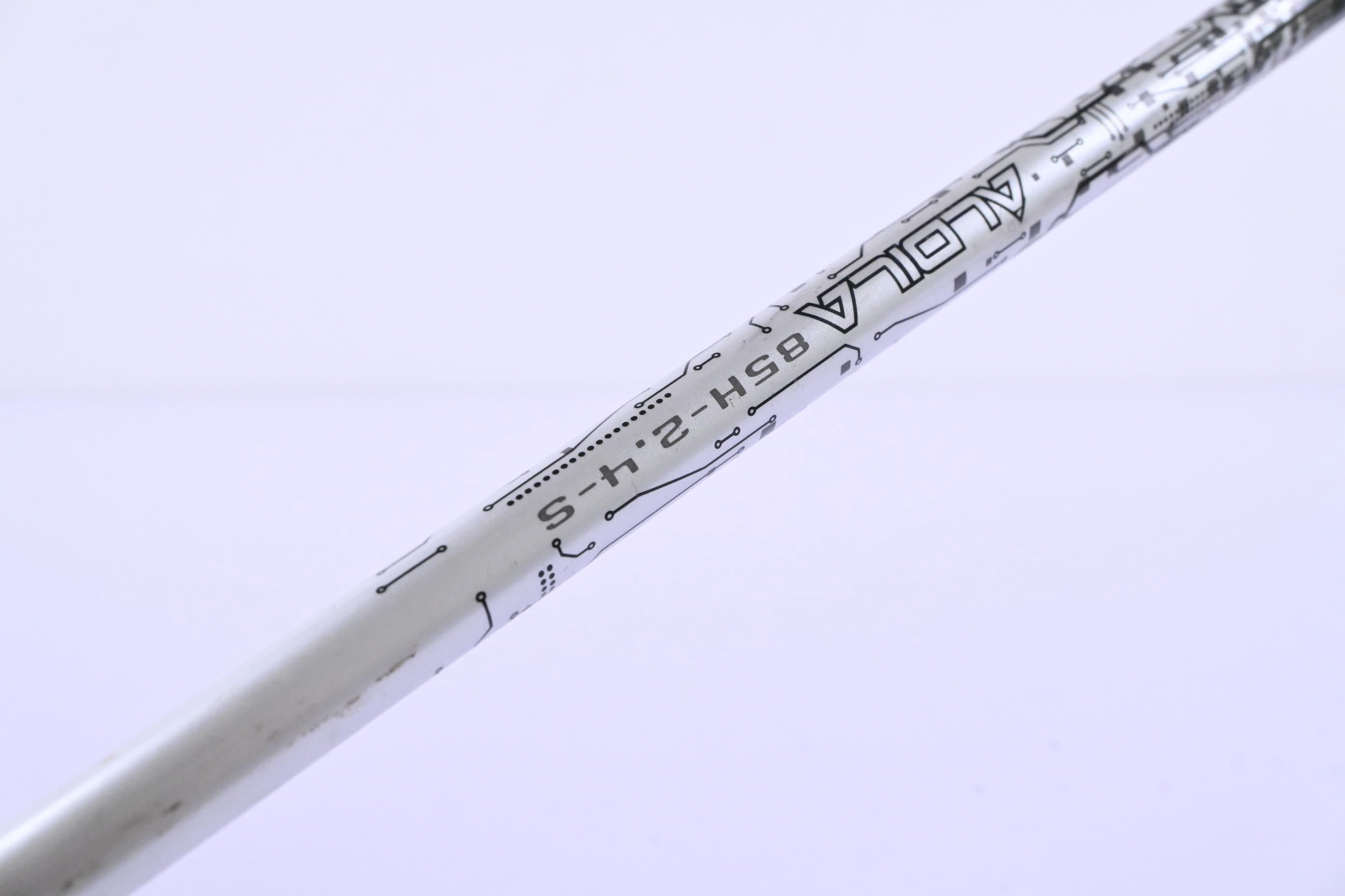 Titleist 818 H2 #3 Hybrid / 19 Degree / Stiff Flex Aldila Rogue 85 Shaft