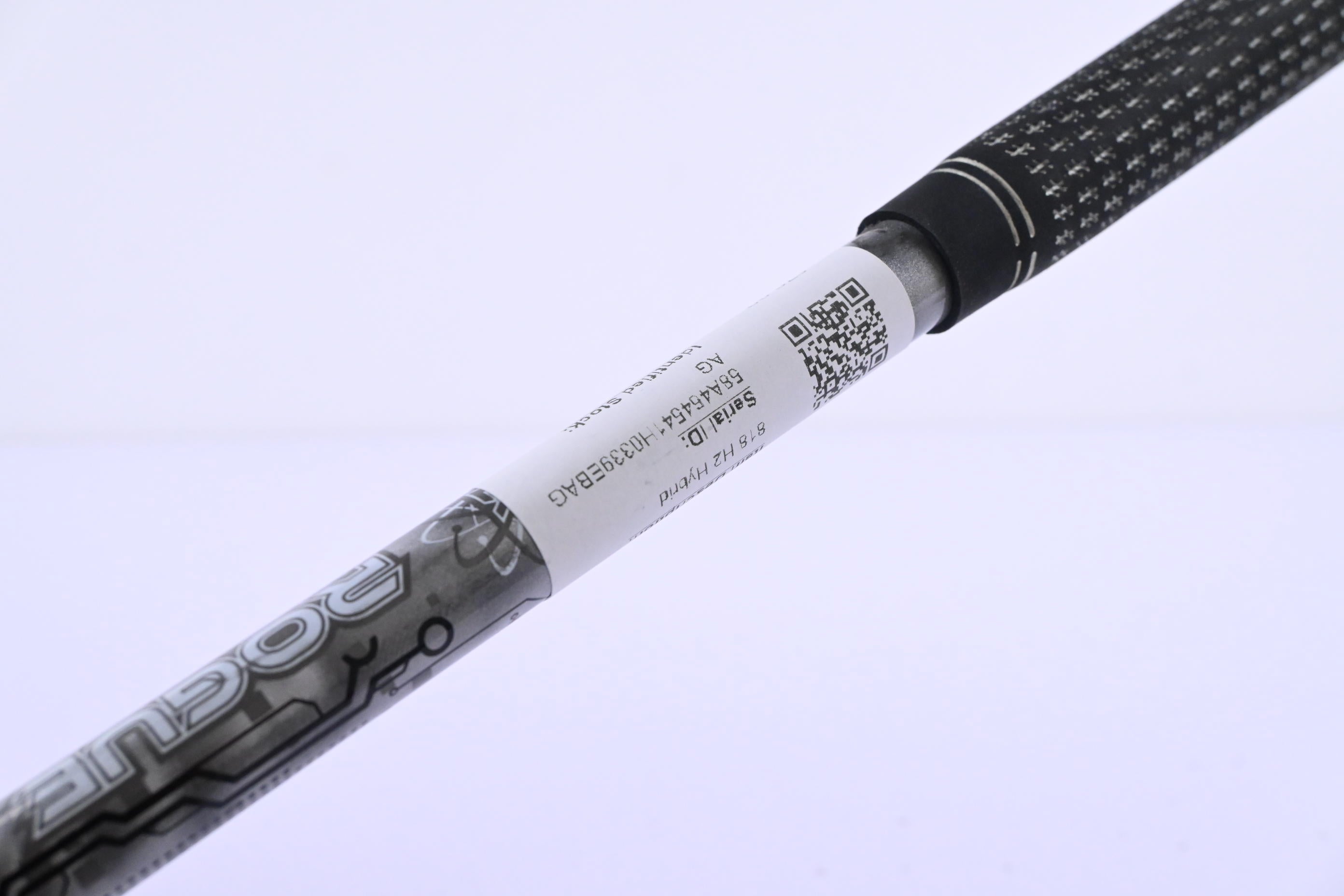 Titleist 818 H2 #3 Hybrid / 19 Degree / Stiff Flex Aldila Rogue 85 Shaft