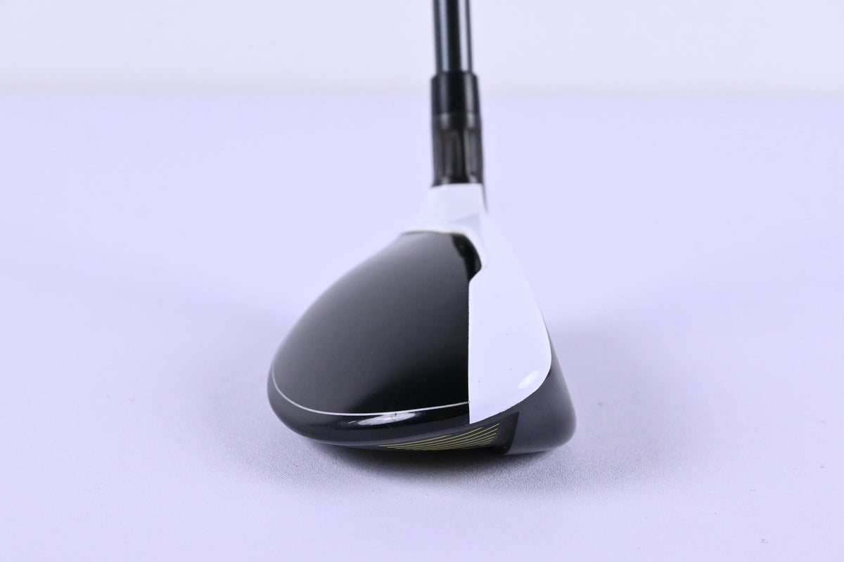 Taylormade M2 2017 #3 Hybrid / 19 Degree / Regular Flex M2 REAX 65 Shaft
