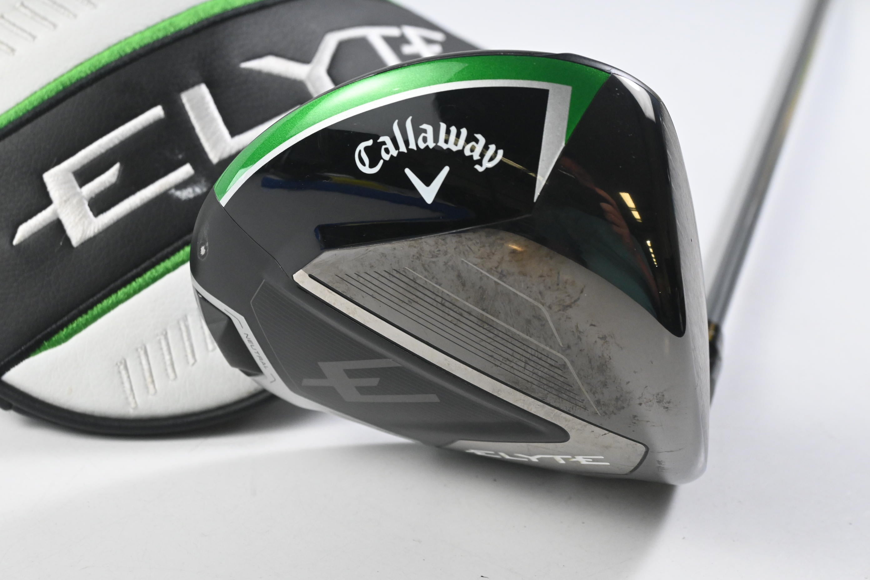 Callaway Elyte X Driver / 10.5 Degree / Regular Flex Denali Charcoal 50 Shaft