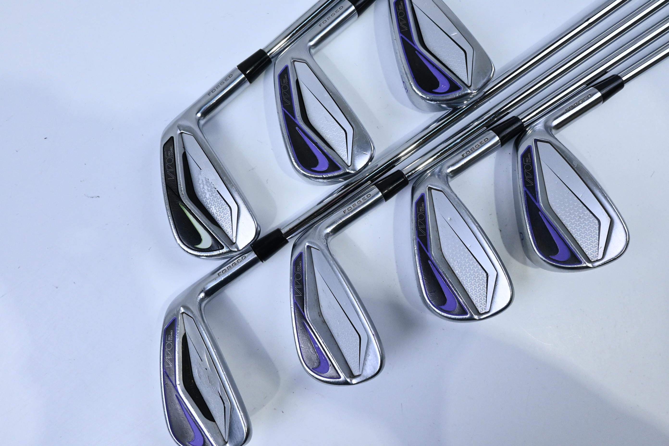 Nike Vapor Pro Combo Irons / 4-PW / Regular Flex Dynamic Gold Pro R300 Shaft