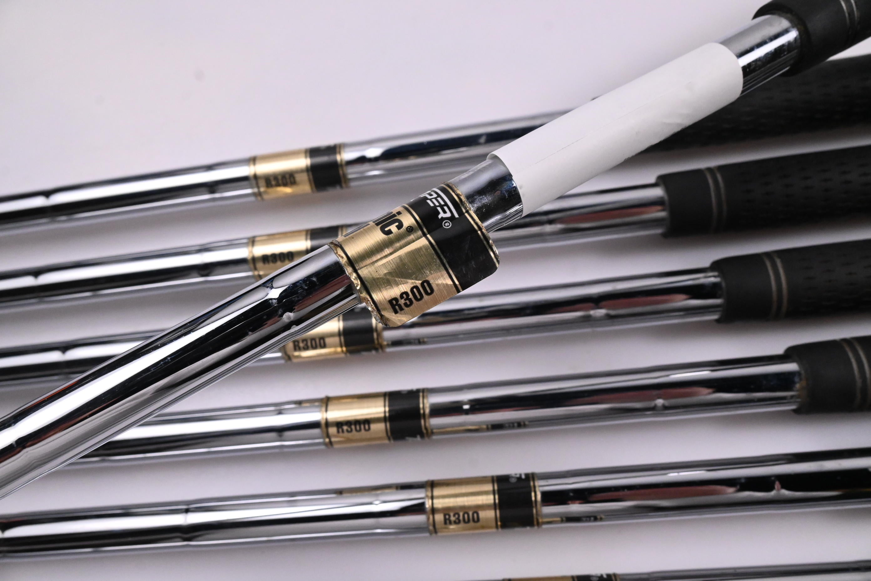 Mizuno MP-37 Irons / 3-PW / Regular Flex Dynamic Gold R300 Shafts