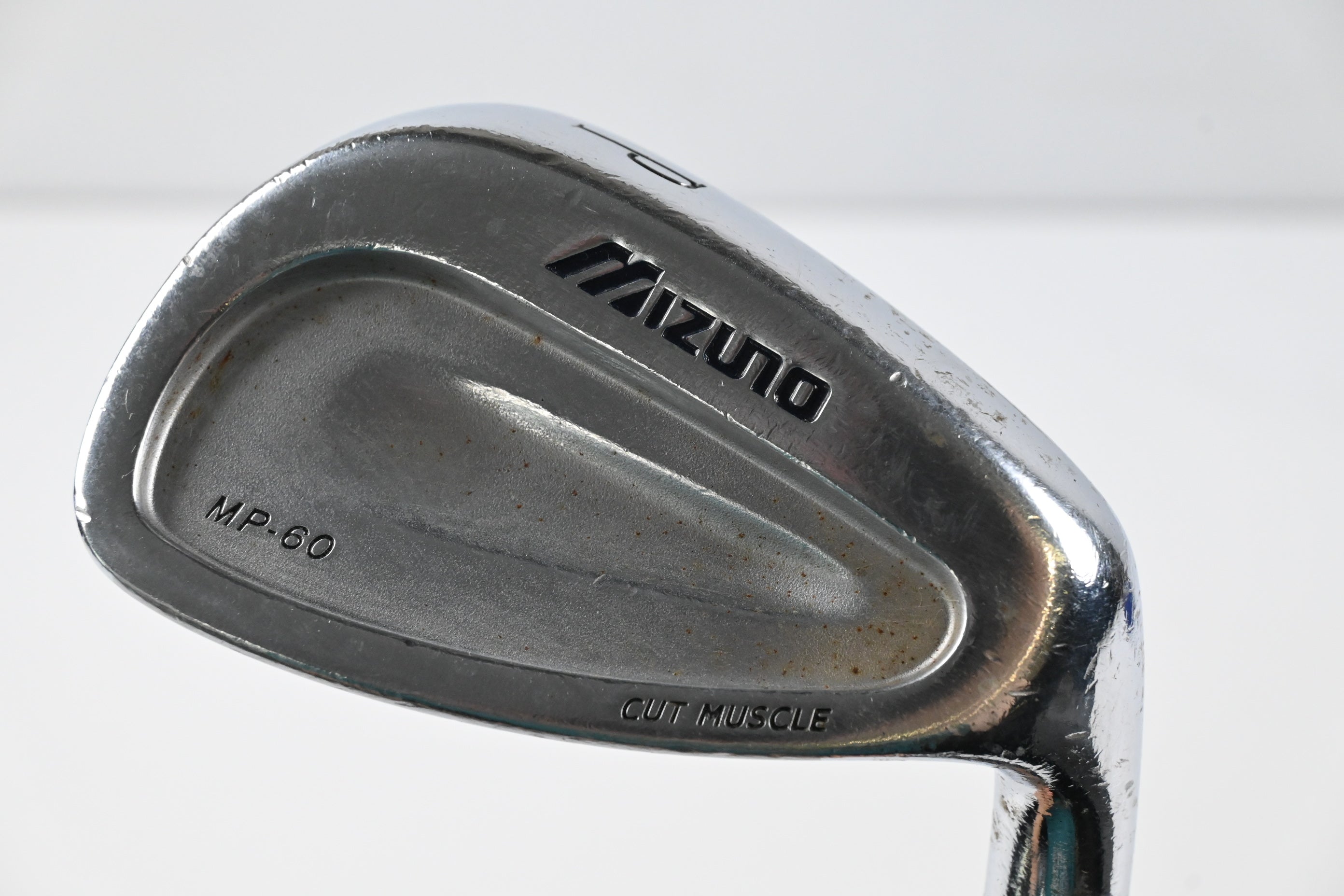 Mizuno MP-60 Pitching Wedge / 47 Degree / Regular Flex Dynamic Gold R300 Shaft