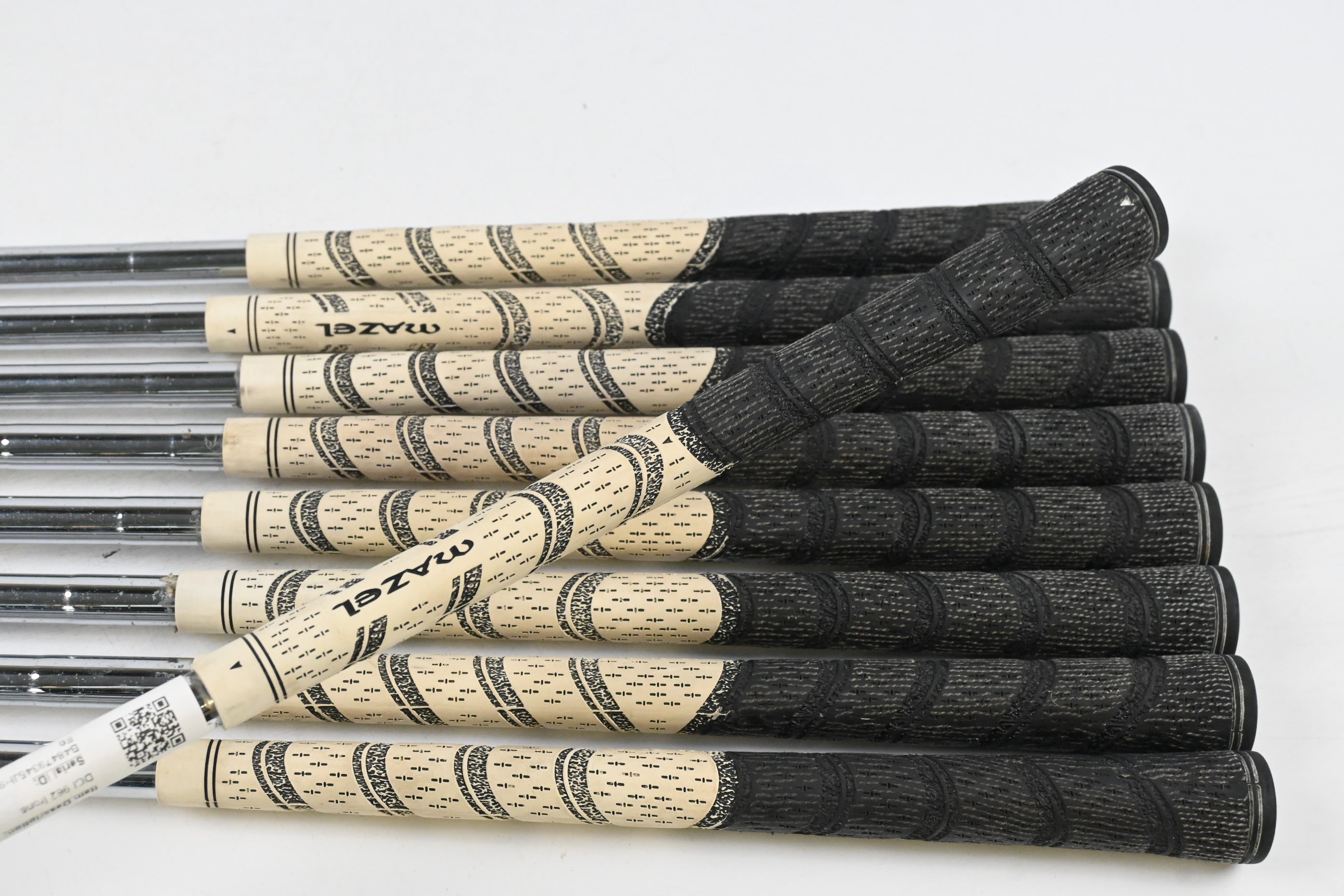 Titleist DCI 962 Irons / 3-PW+SW / Regular Flex Dynamic Gold R300 Shafts