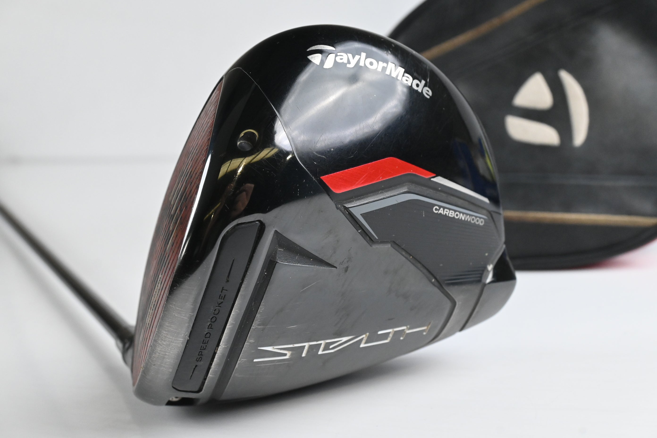 Left Hand Taylormade Stealth HD Driver / 10.5 Degree / Regular Flex Fujikura