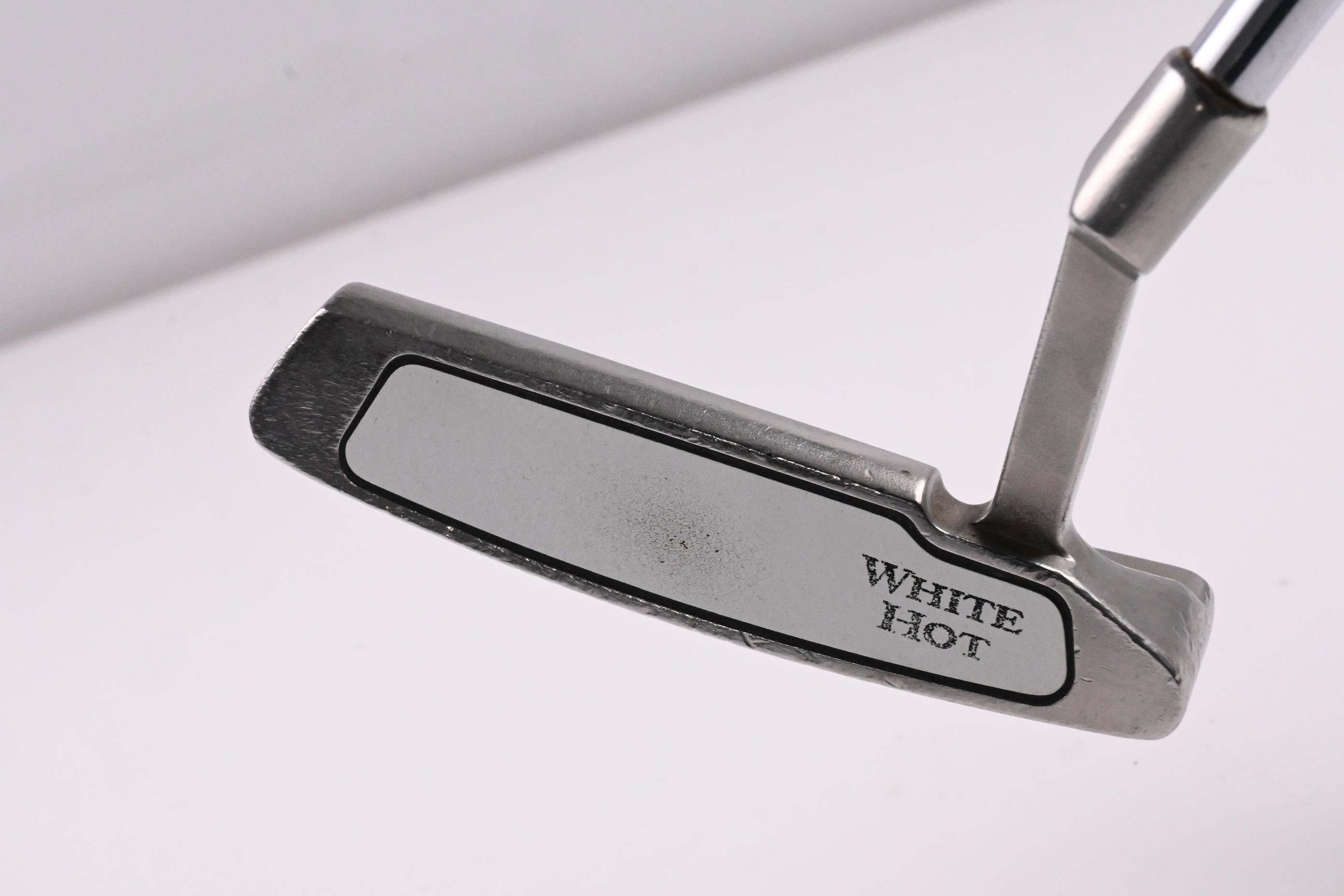 Odyssey White Hot #6 Putter / 33.5 Inch
